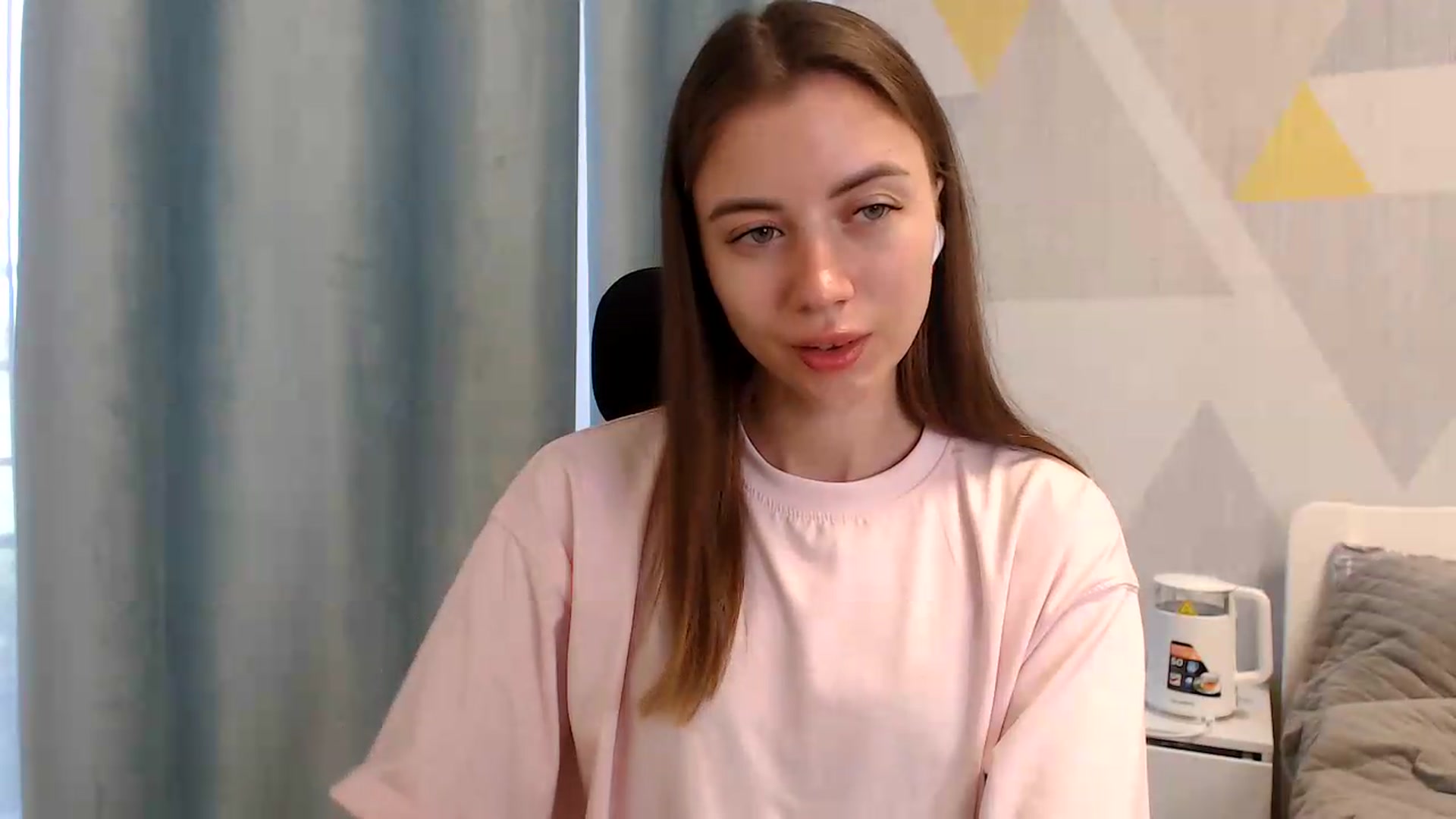 Gallery image thumbnail from Sulfate0's myfreecams stream on, 05/22/2026, 07:26 image 9 of 20