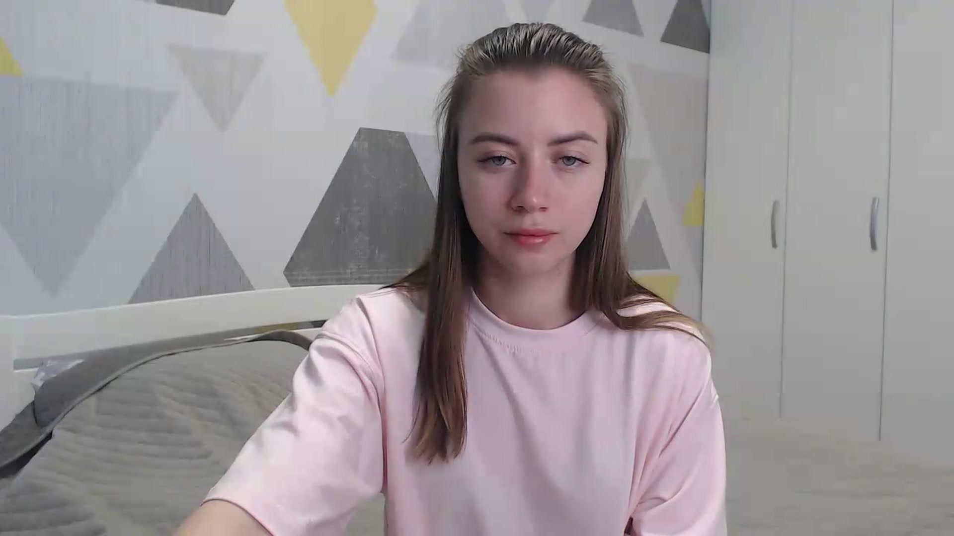 Gallery image thumbnail from Sulfate0's myfreecams stream on, 05/23/2026, 07:35 image 2 of 20