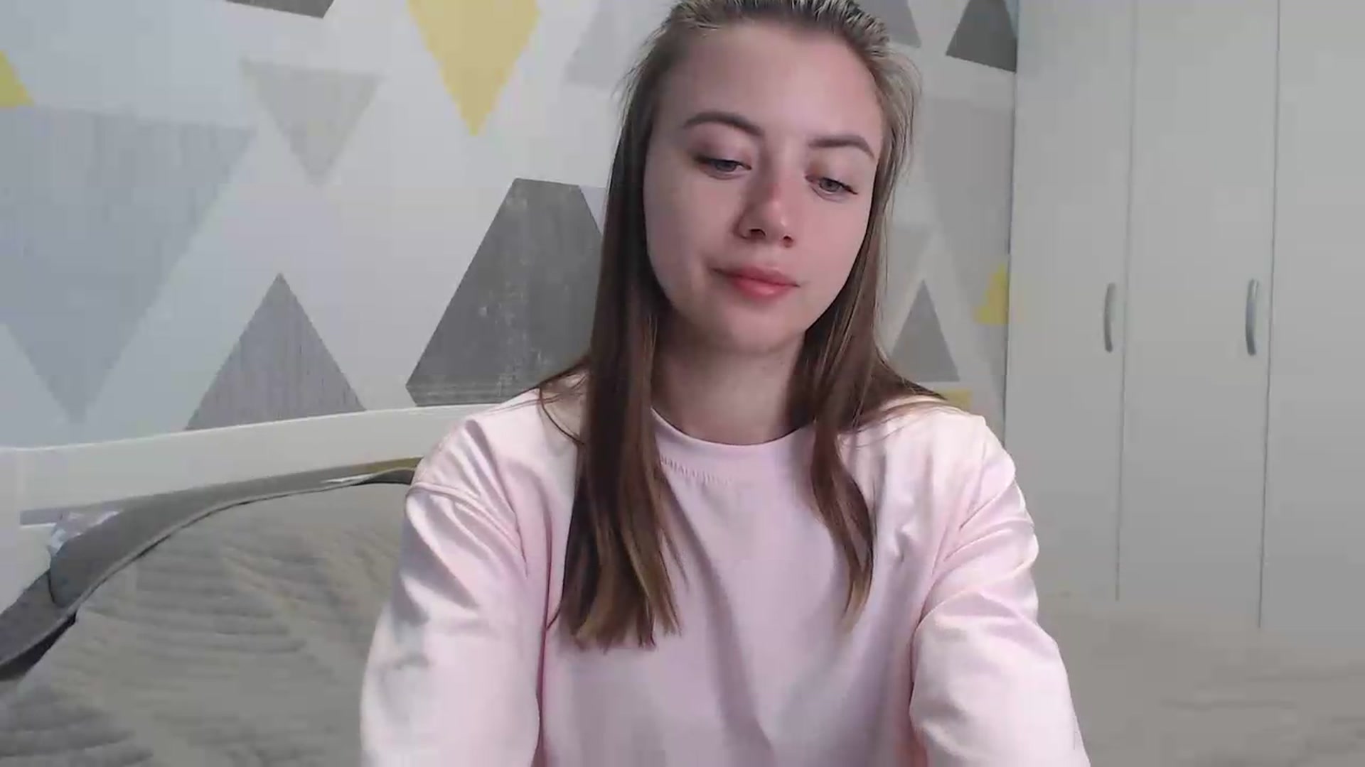 Gallery image thumbnail from Sulfate0's myfreecams stream on, 05/23/2026, 07:35 image 3 of 20