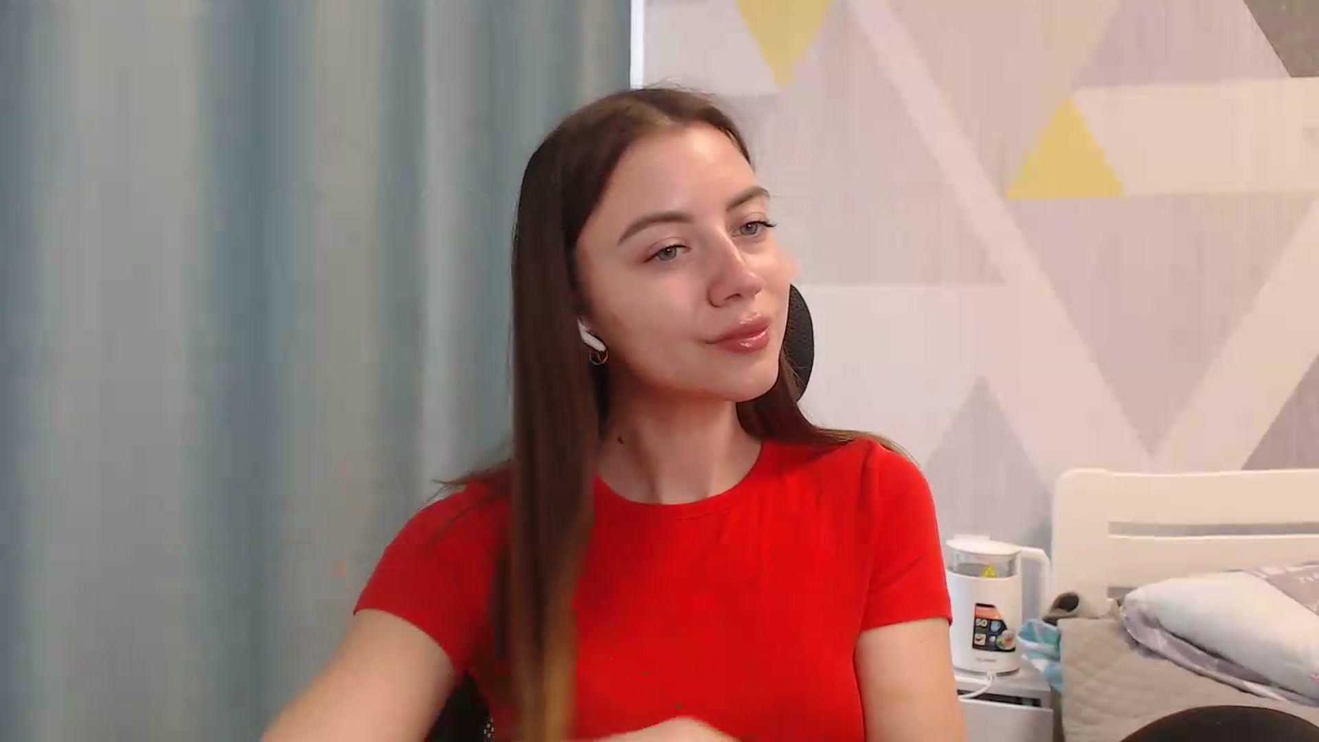 Gallery image thumbnail from Sulfate0's myfreecams stream on, 05/24/2026, 08:45 image 17 of 20