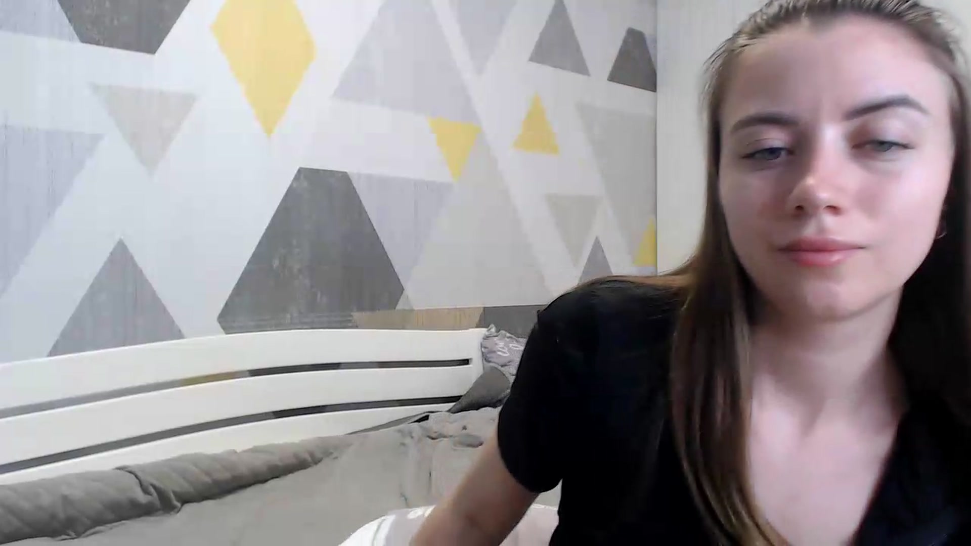 Gallery image thumbnail from Sulfate0's myfreecams stream on, 05/25/2026, 06:41 image 14 of 20