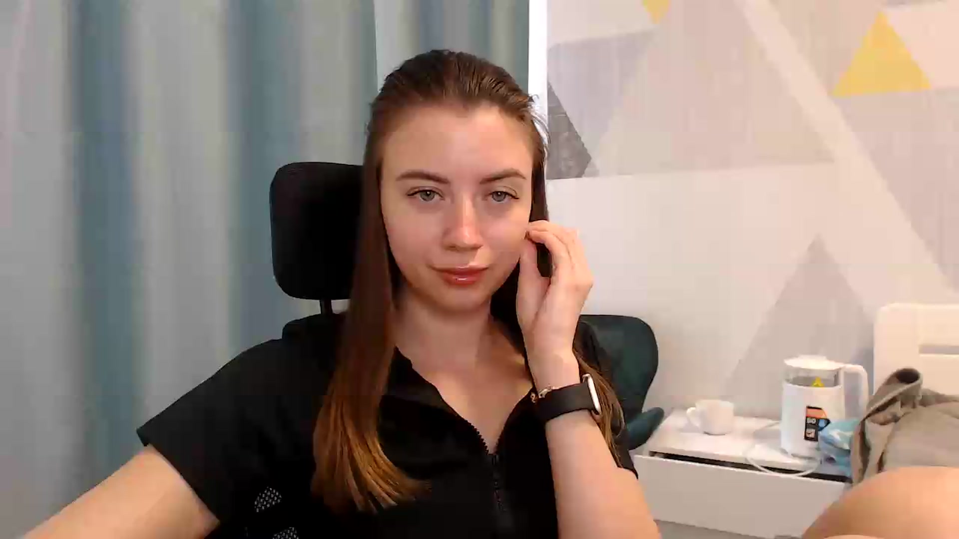 Gallery image thumbnail from Sulfate0's myfreecams stream on, 05/25/2026, 08:33 image 16 of 20