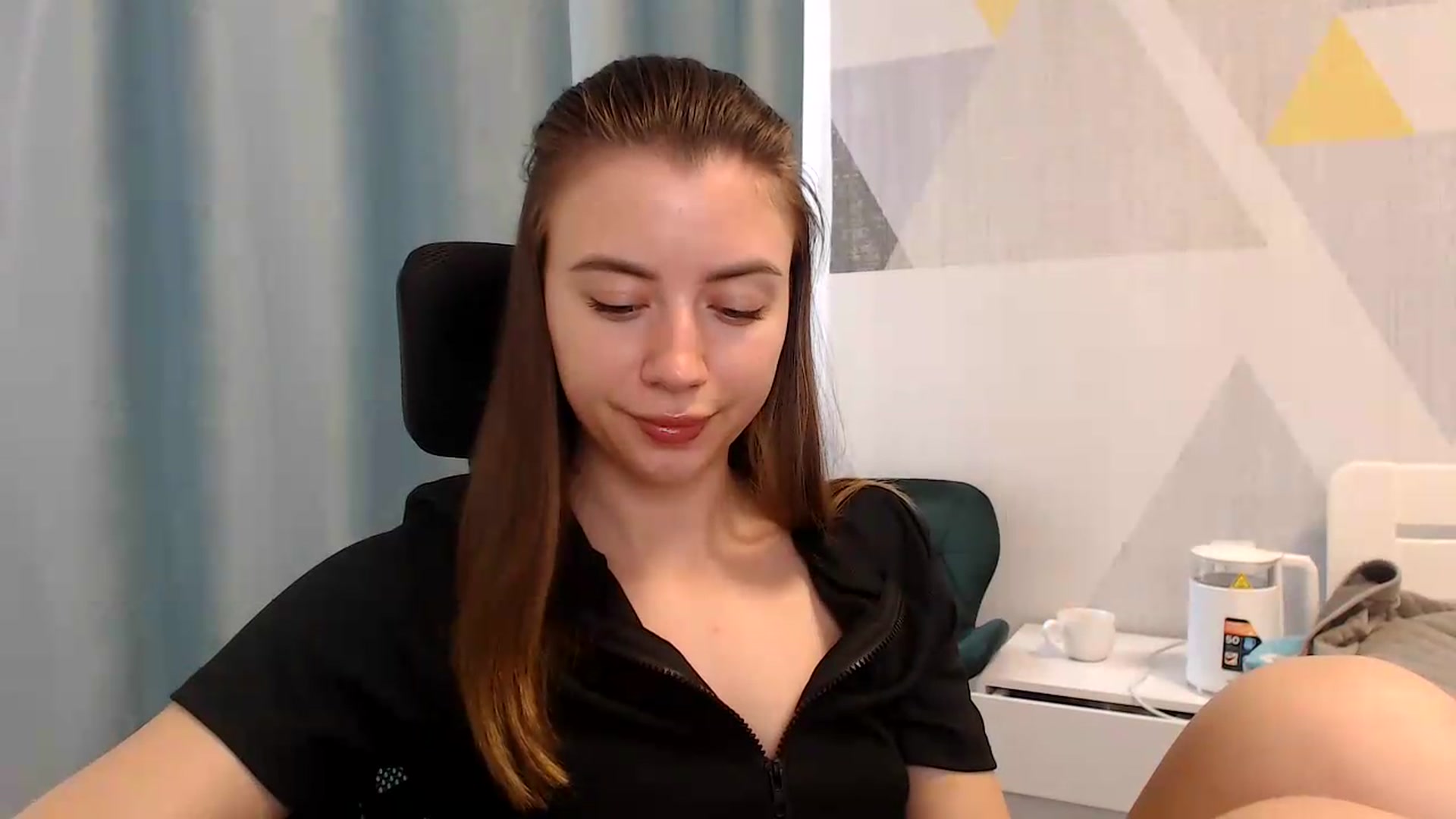 Gallery image thumbnail from Sulfate0's myfreecams stream on, 05/25/2026, 08:33 image 6 of 20