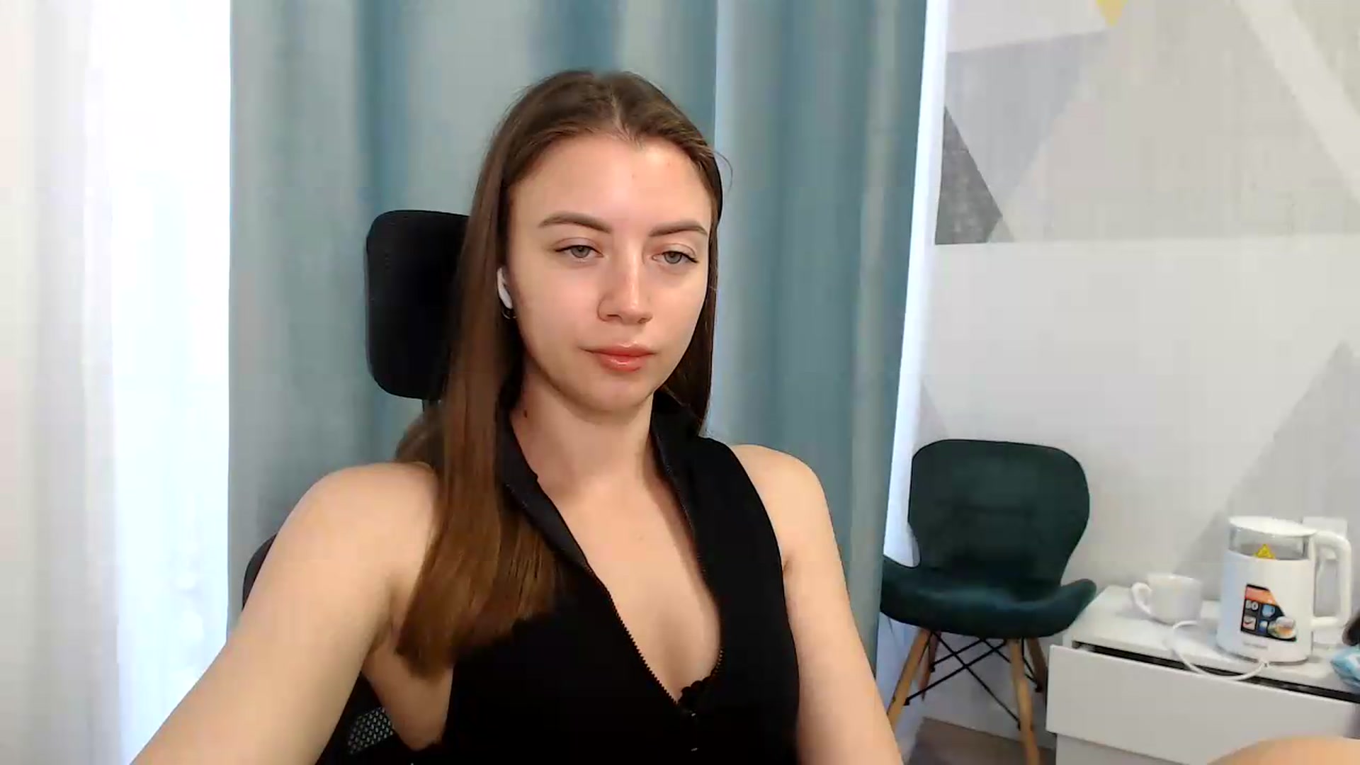 Gallery image thumbnail from Sulfate0's myfreecams stream on, 05/27/2026, 06:46 image 8 of 20