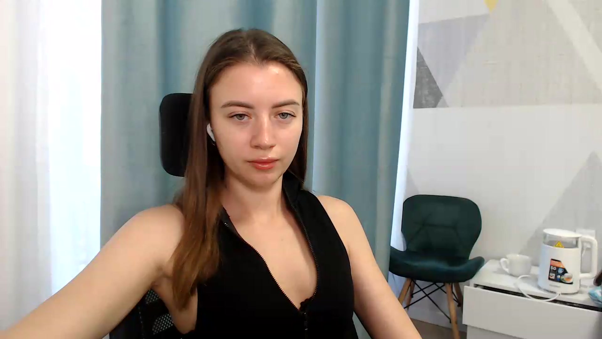 Gallery image thumbnail from Sulfate0's myfreecams stream on, 05/27/2026, 06:46 image 9 of 20