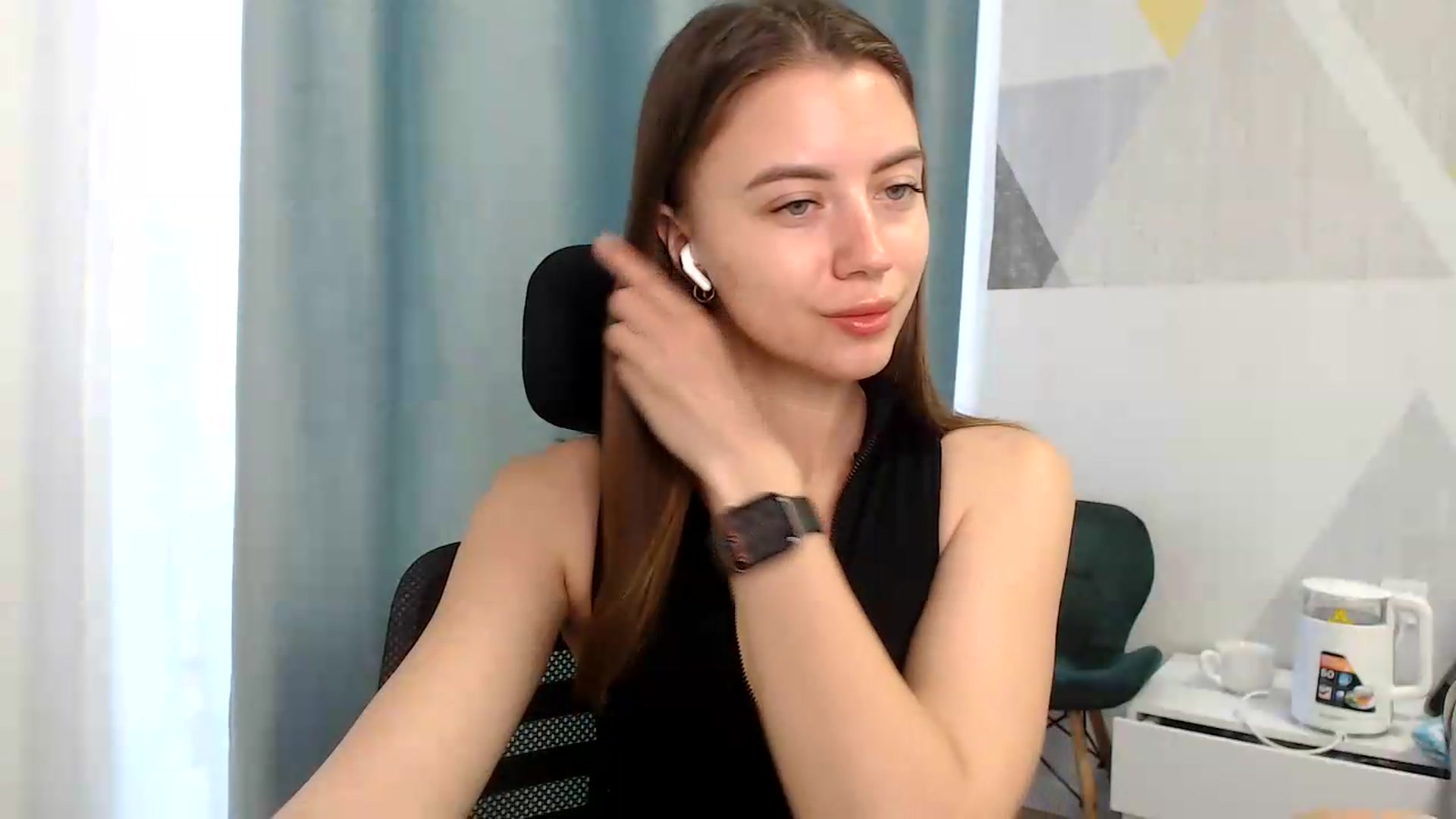 Gallery image thumbnail from Sulfate0's myfreecams stream on, 05/27/2026, 06:46 image 18 of 20