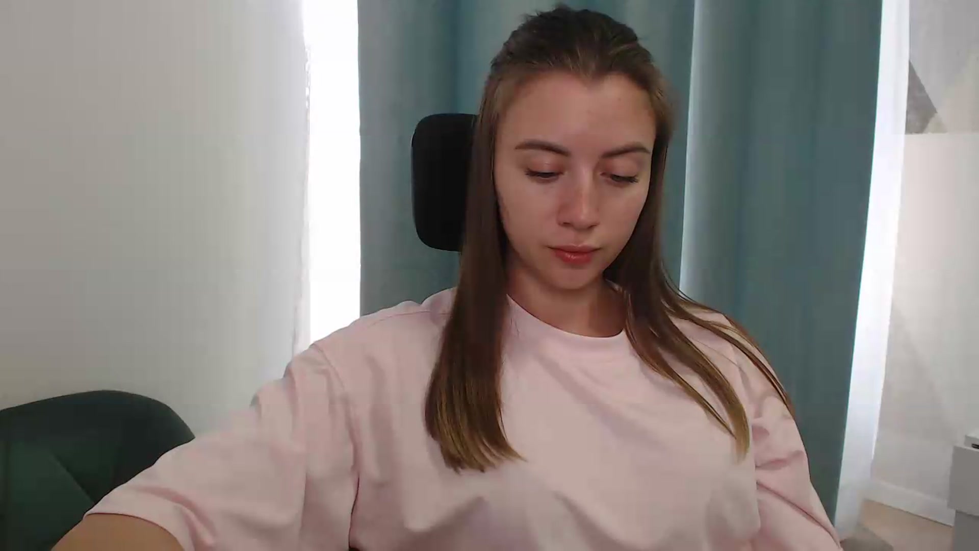 Gallery image thumbnail from Sulfate0's myfreecams stream on, 05/28/2026, 10:54 image 5 of 20