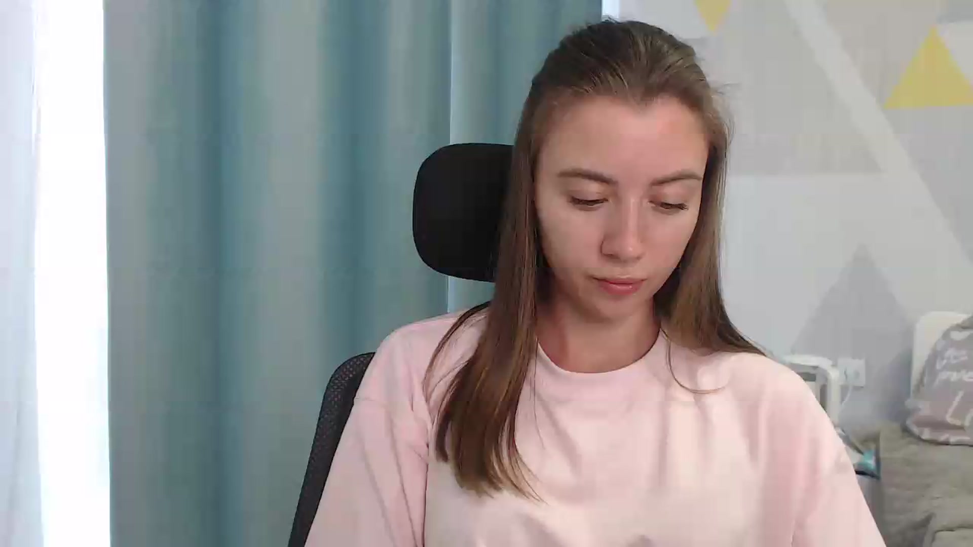 Gallery image thumbnail from Sulfate0's myfreecams stream on, 05/28/2026, 10:54 image 16 of 20