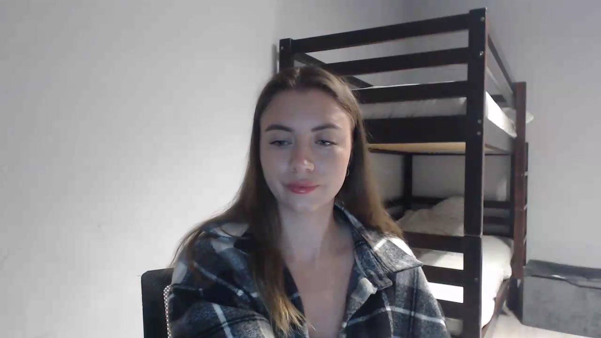 Gallery image thumbnail from Sulfate0's myfreecams stream on, 05/30/2026, 21:59 image 19 of 20