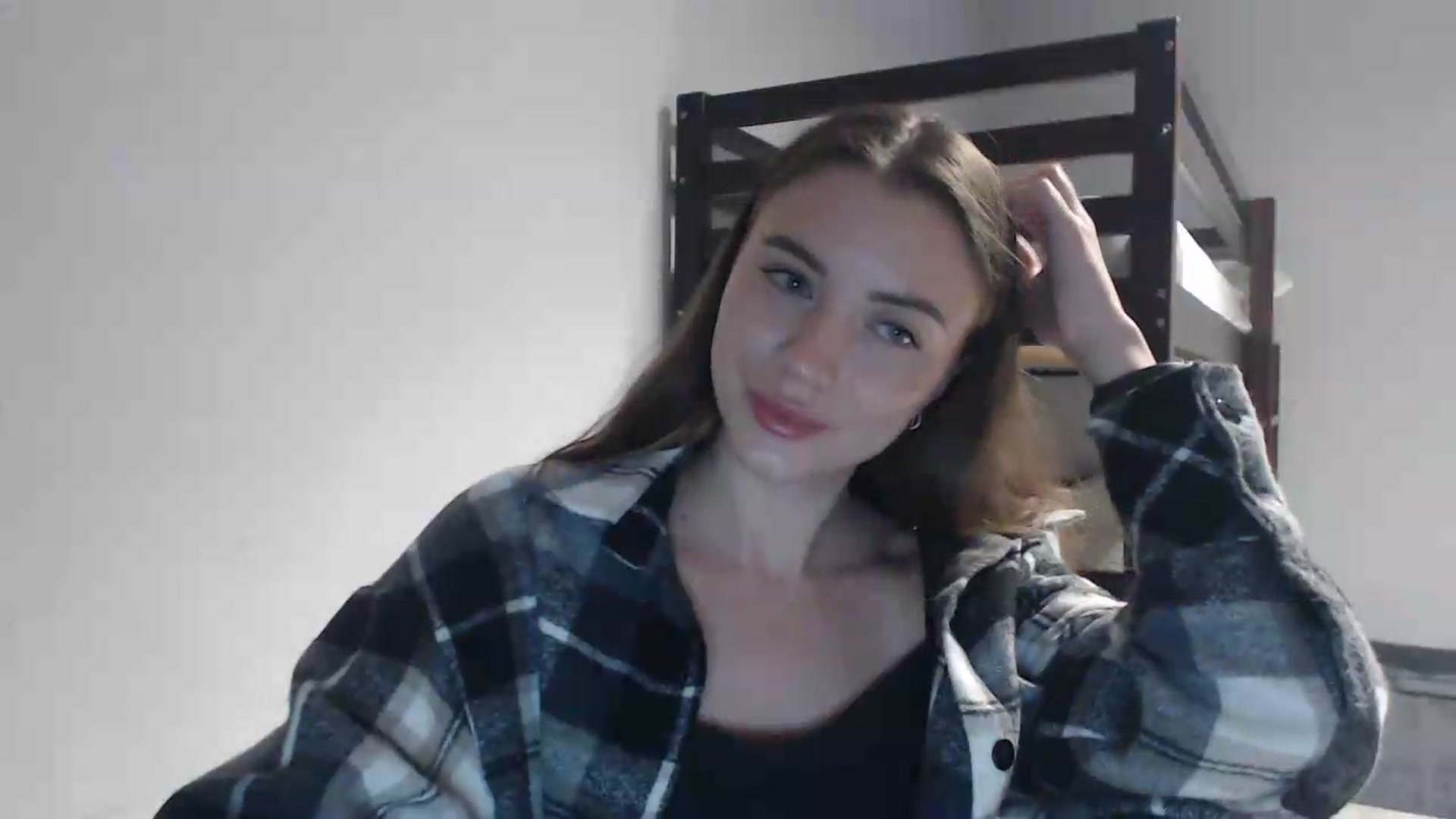 Gallery image thumbnail from Sulfate0's myfreecams stream on, 05/30/2026, 21:59 image 15 of 20