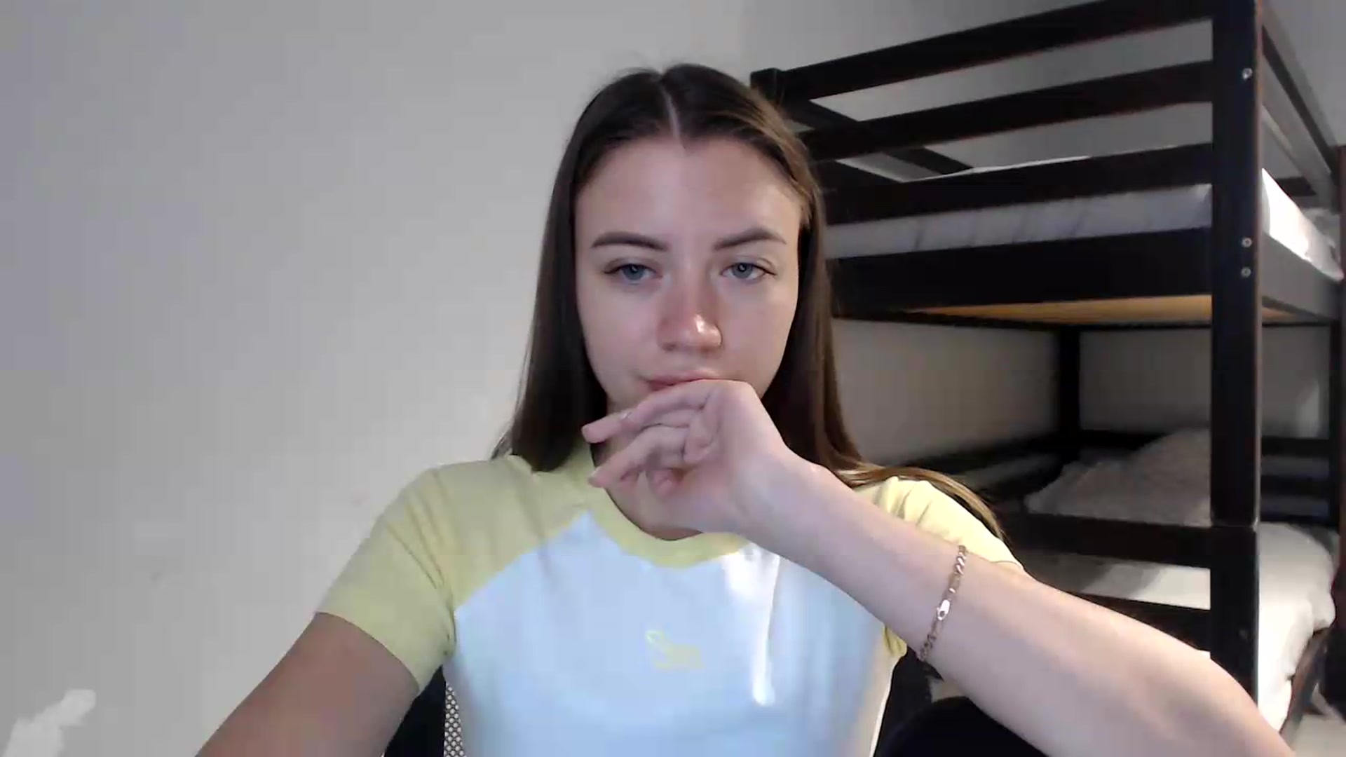 Gallery image thumbnail from Sulfate0's myfreecams stream on, 06/01/2026, 07:54 image 19 of 20