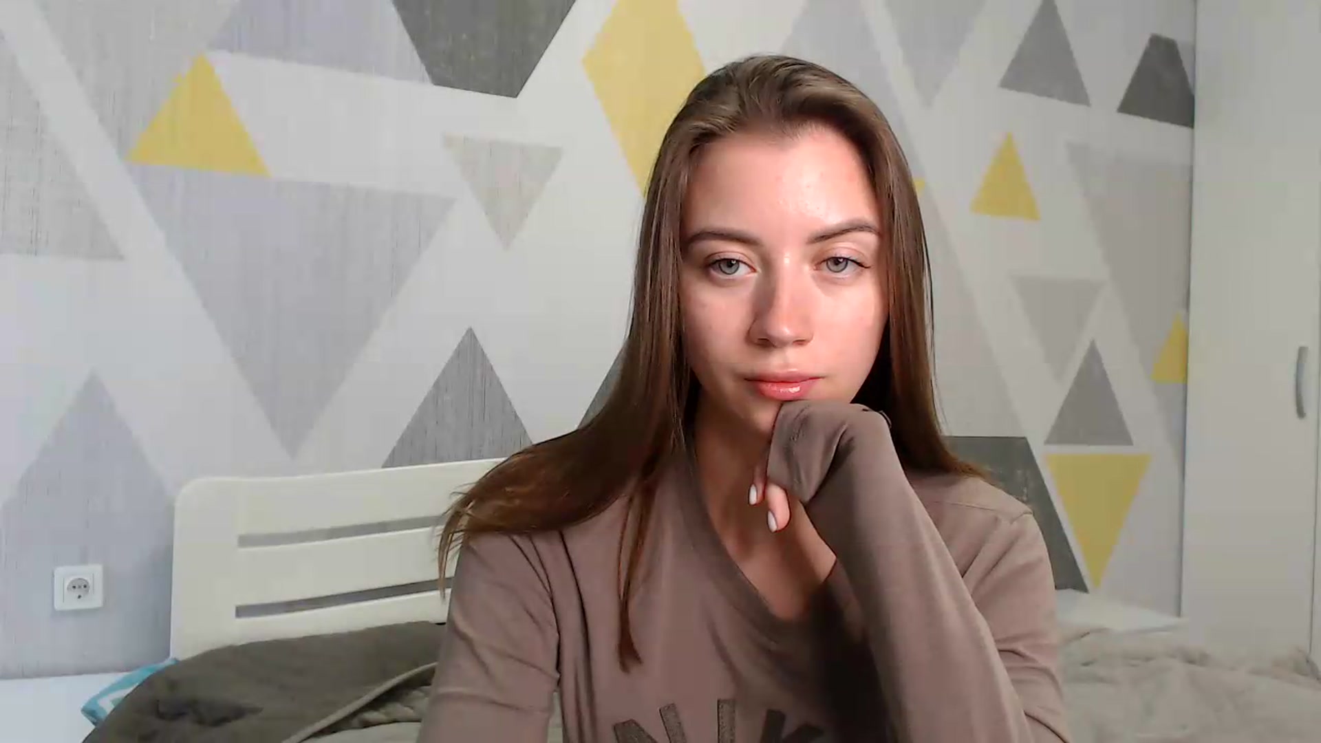 Gallery image thumbnail from Sulfate0's myfreecams stream on, 06/04/2026, 09:58 image 13 of 20