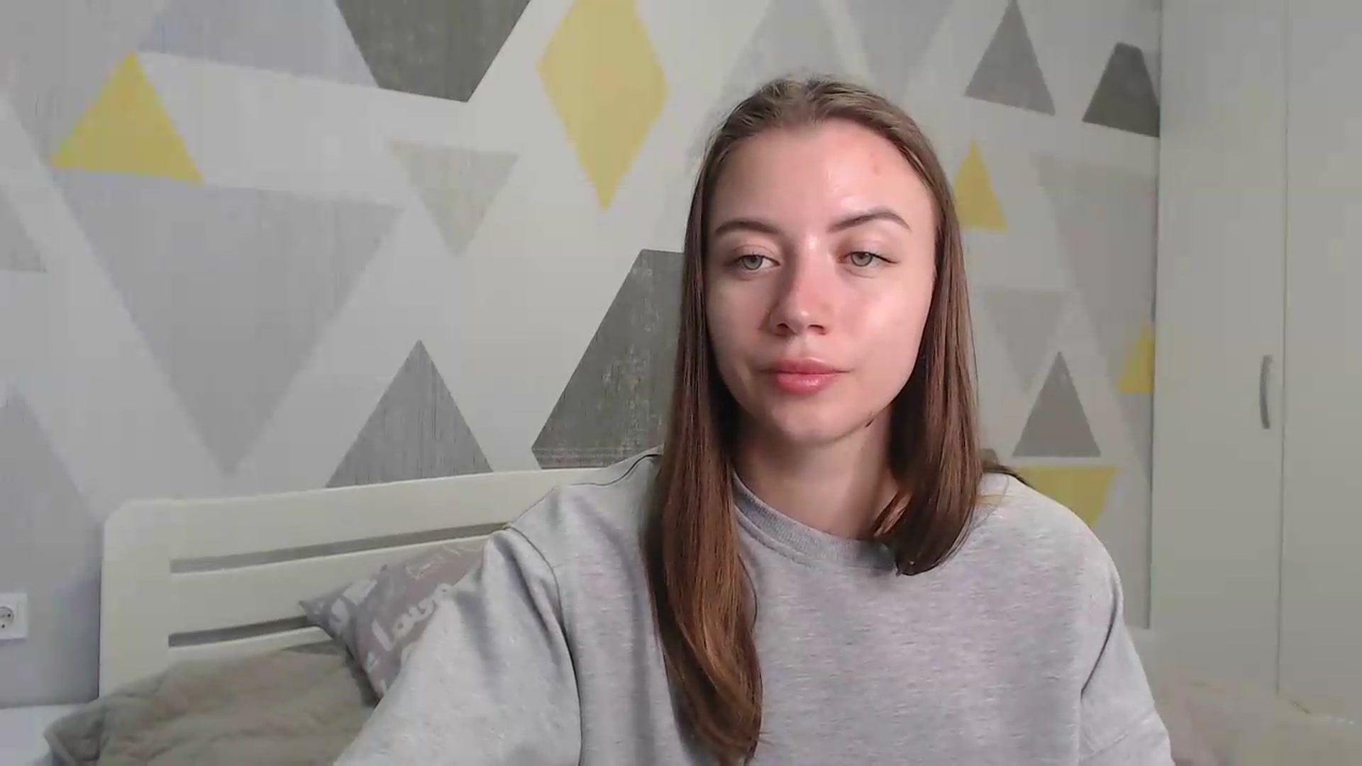 Gallery image thumbnail from Sulfate0's myfreecams stream on, 06/05/2026, 06:39 image 12 of 20