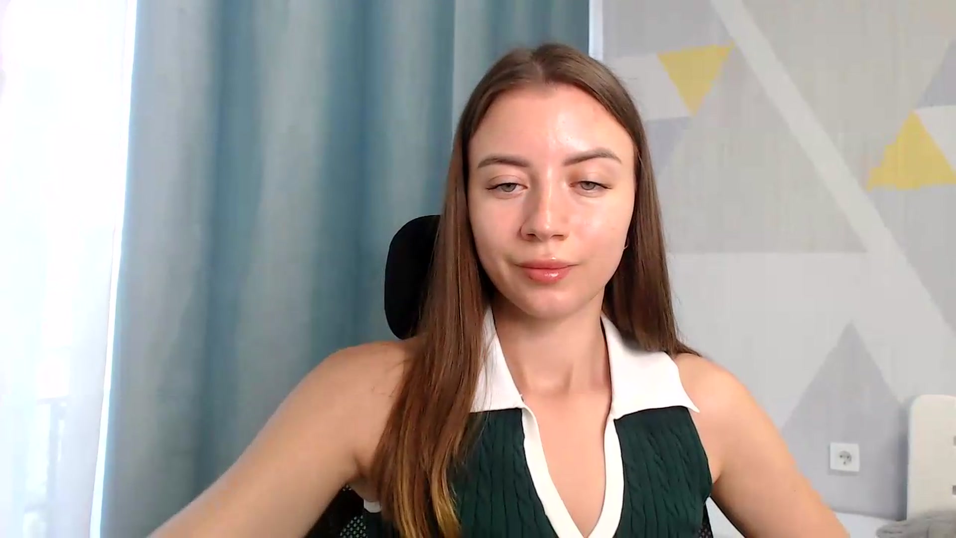 Gallery image thumbnail from Sulfate0's myfreecams stream on, 06/08/2026, 07:56 image 14 of 20