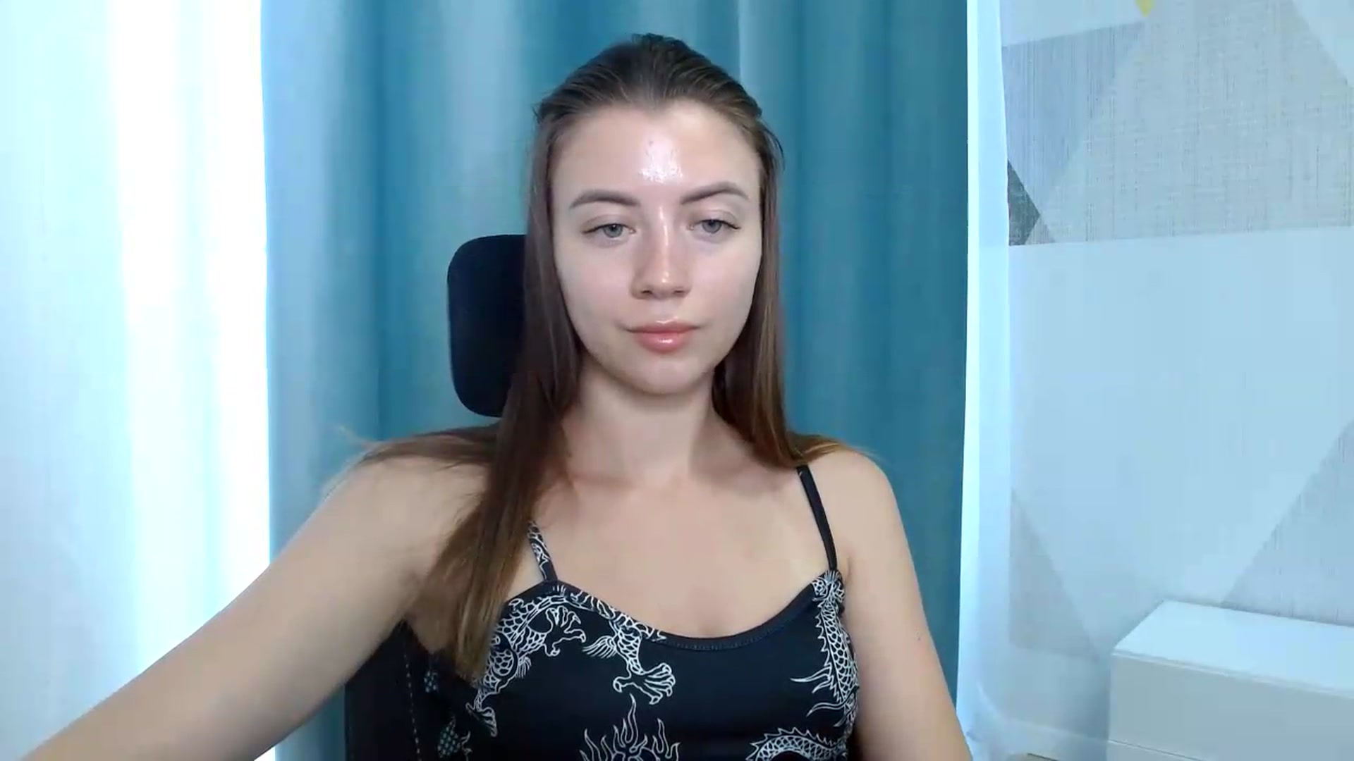 Gallery image thumbnail from Sulfate0's myfreecams stream on, 06/09/2026, 07:15 image 6 of 20
