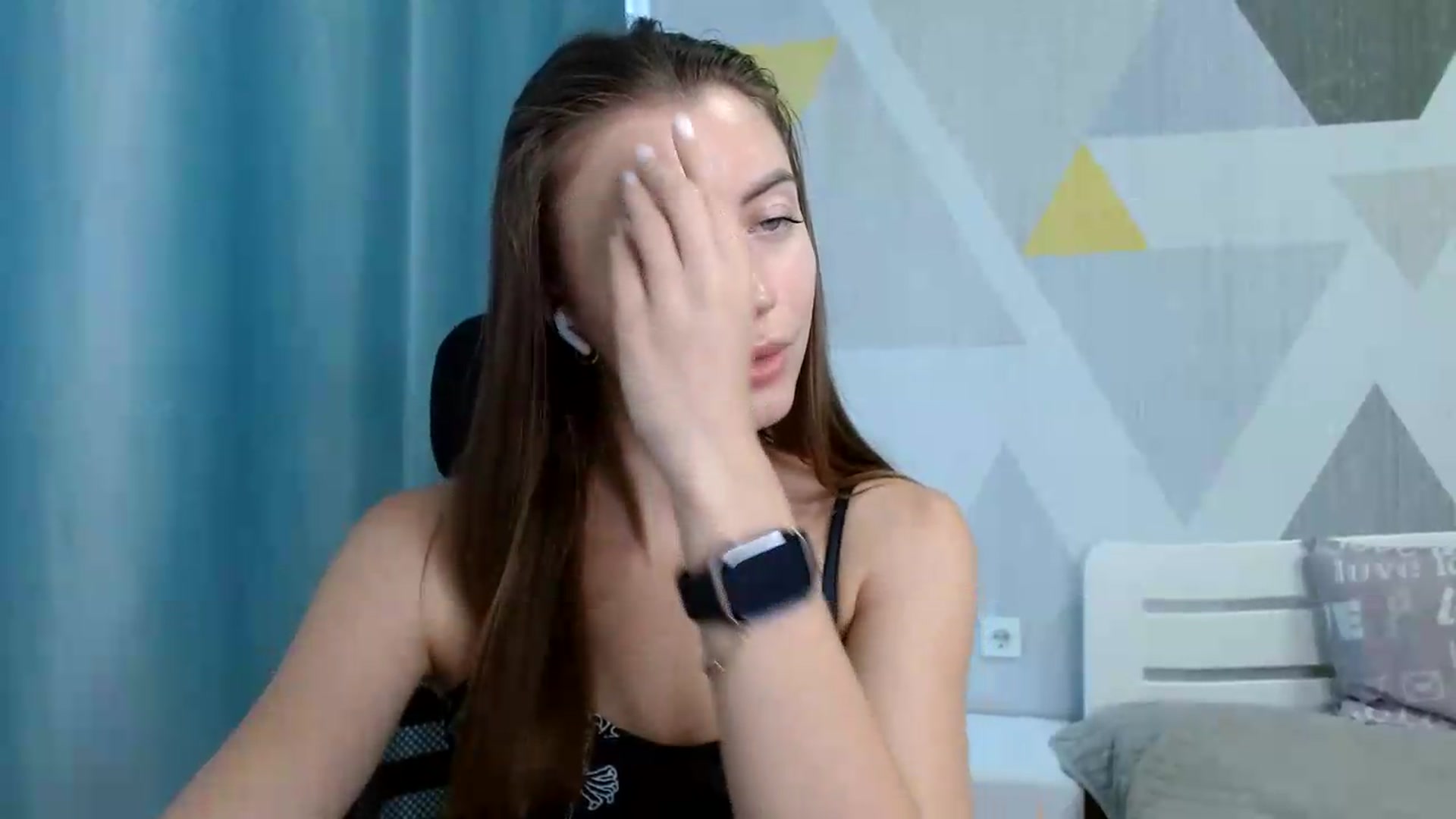 Gallery image thumbnail from Sulfate0's myfreecams stream on, 06/09/2026, 08:31 image 18 of 20