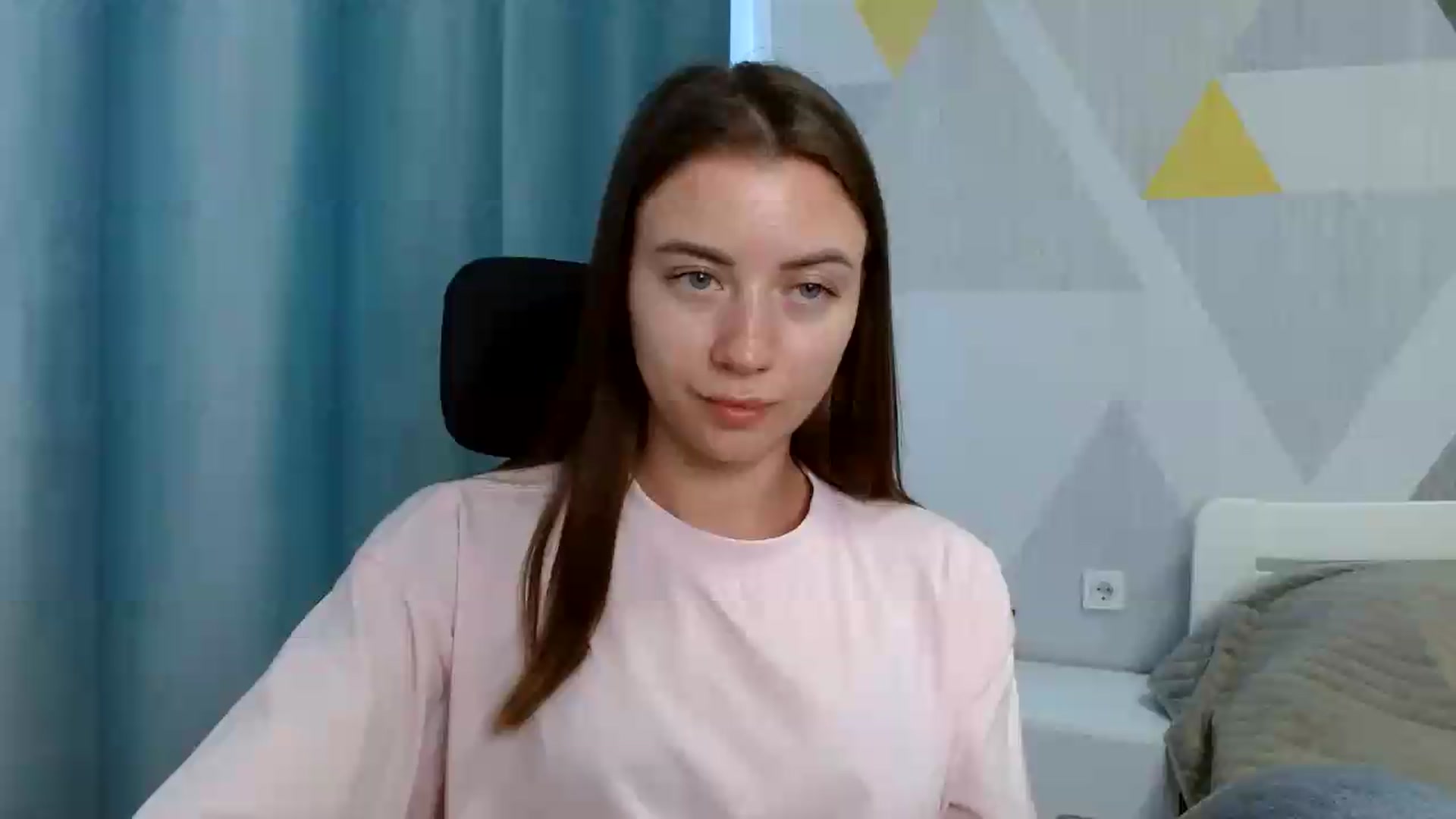 Gallery image thumbnail from Sulfate0's myfreecams stream on, 06/14/2026, 09:31 image 18 of 20
