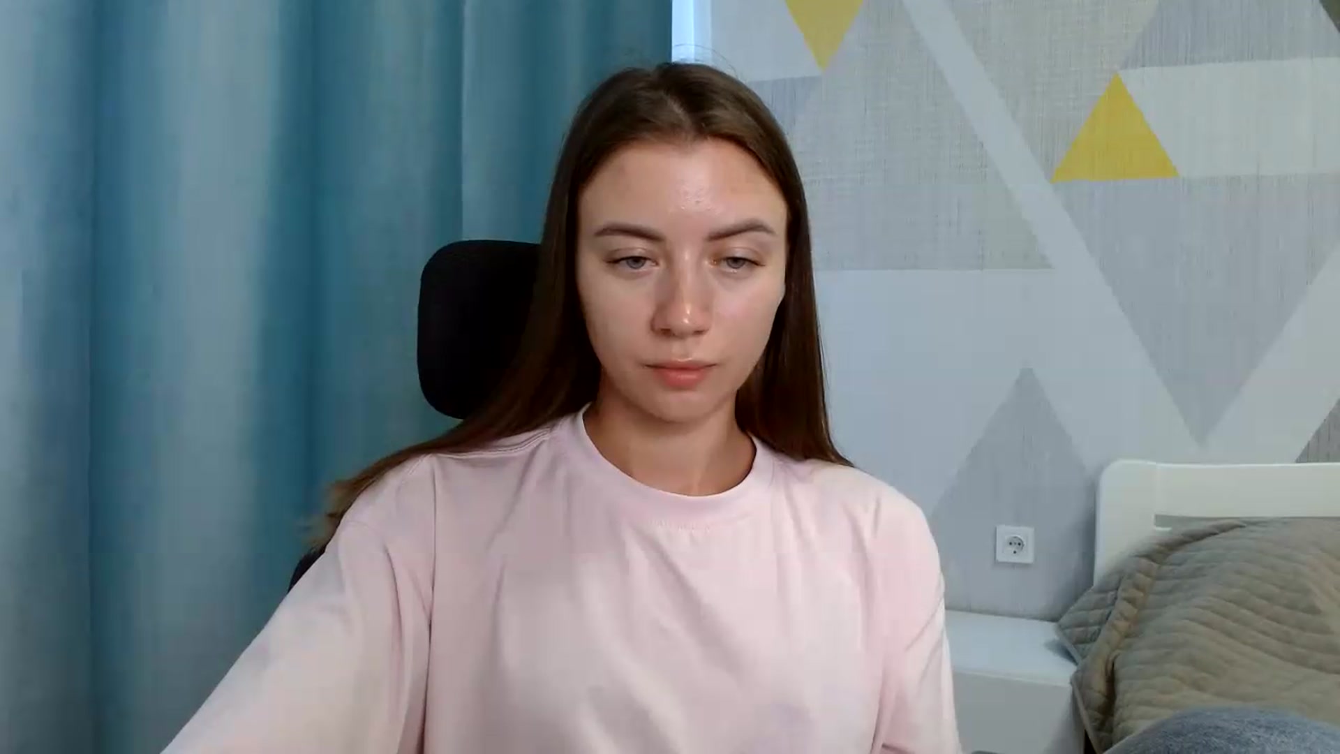 Gallery image thumbnail from Sulfate0's myfreecams stream on, 06/14/2026, 09:31 image 19 of 20