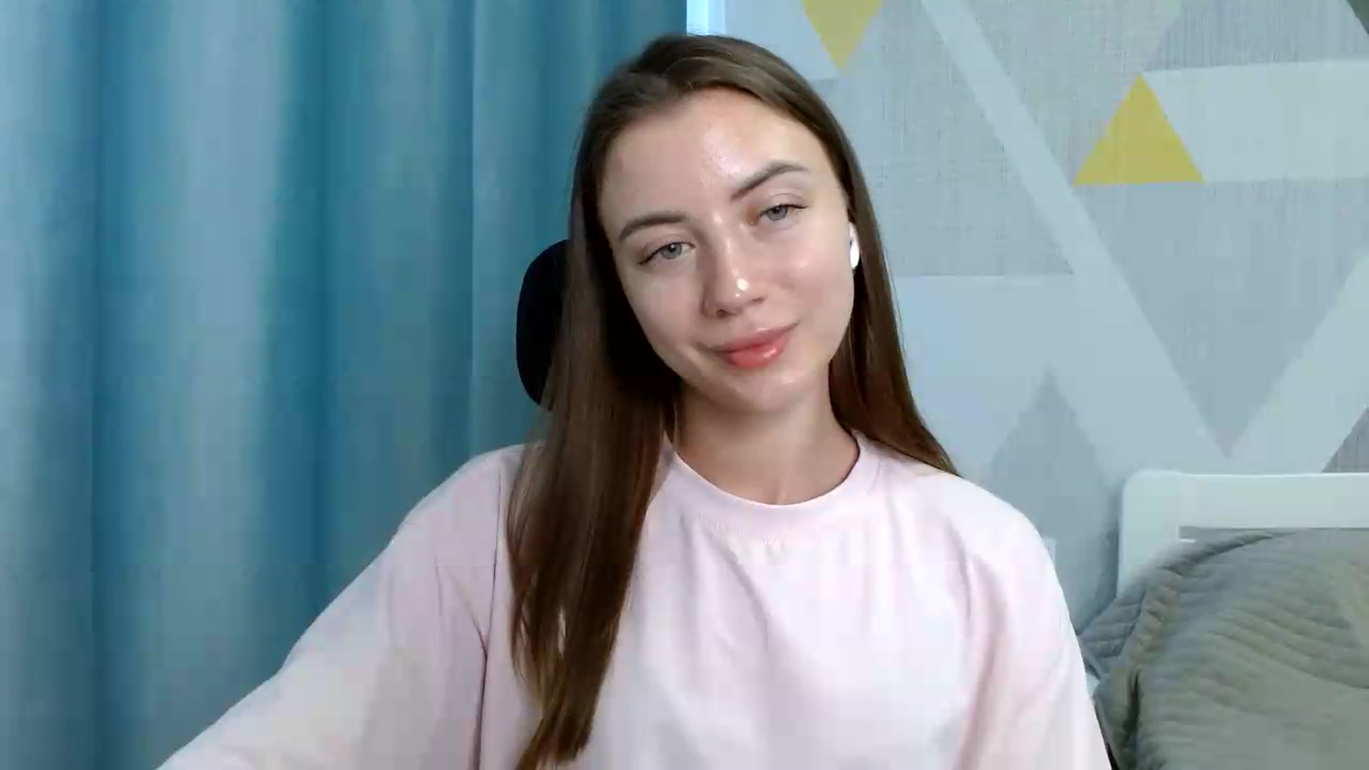 Gallery image thumbnail from Sulfate0's myfreecams stream on, 06/14/2026, 09:31 image 16 of 20