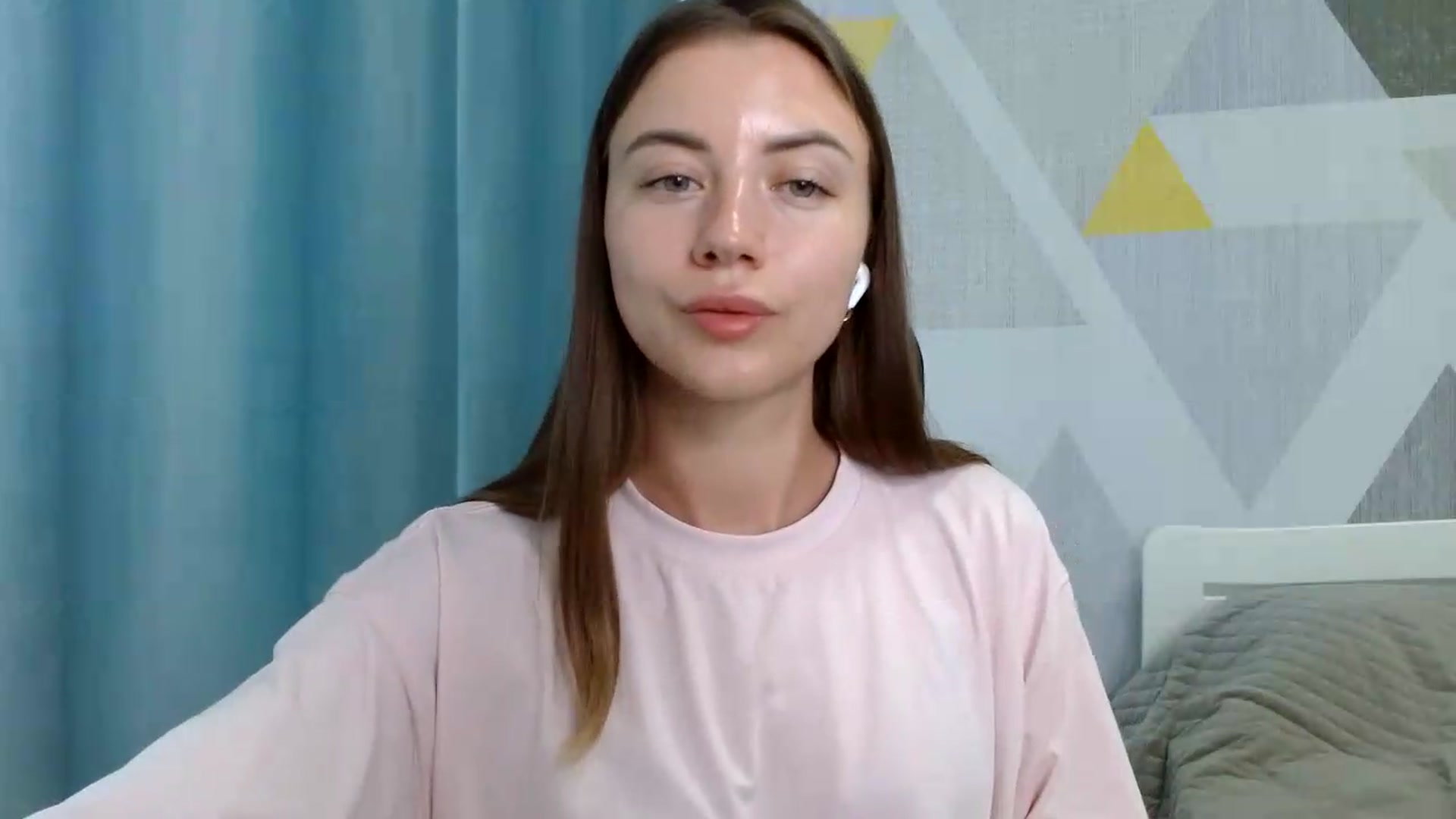 Gallery image thumbnail from Sulfate0's myfreecams stream on, 06/14/2026, 11:23 image 10 of 20