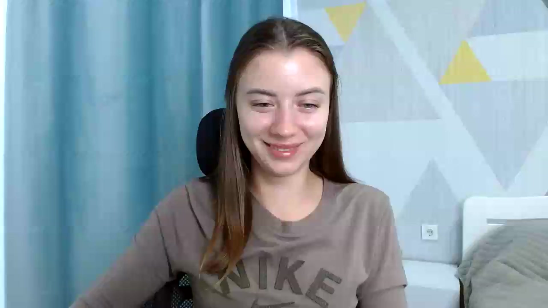 Gallery image thumbnail from Sulfate0's myfreecams stream on, 06/15/2026, 07:06 image 5 of 20