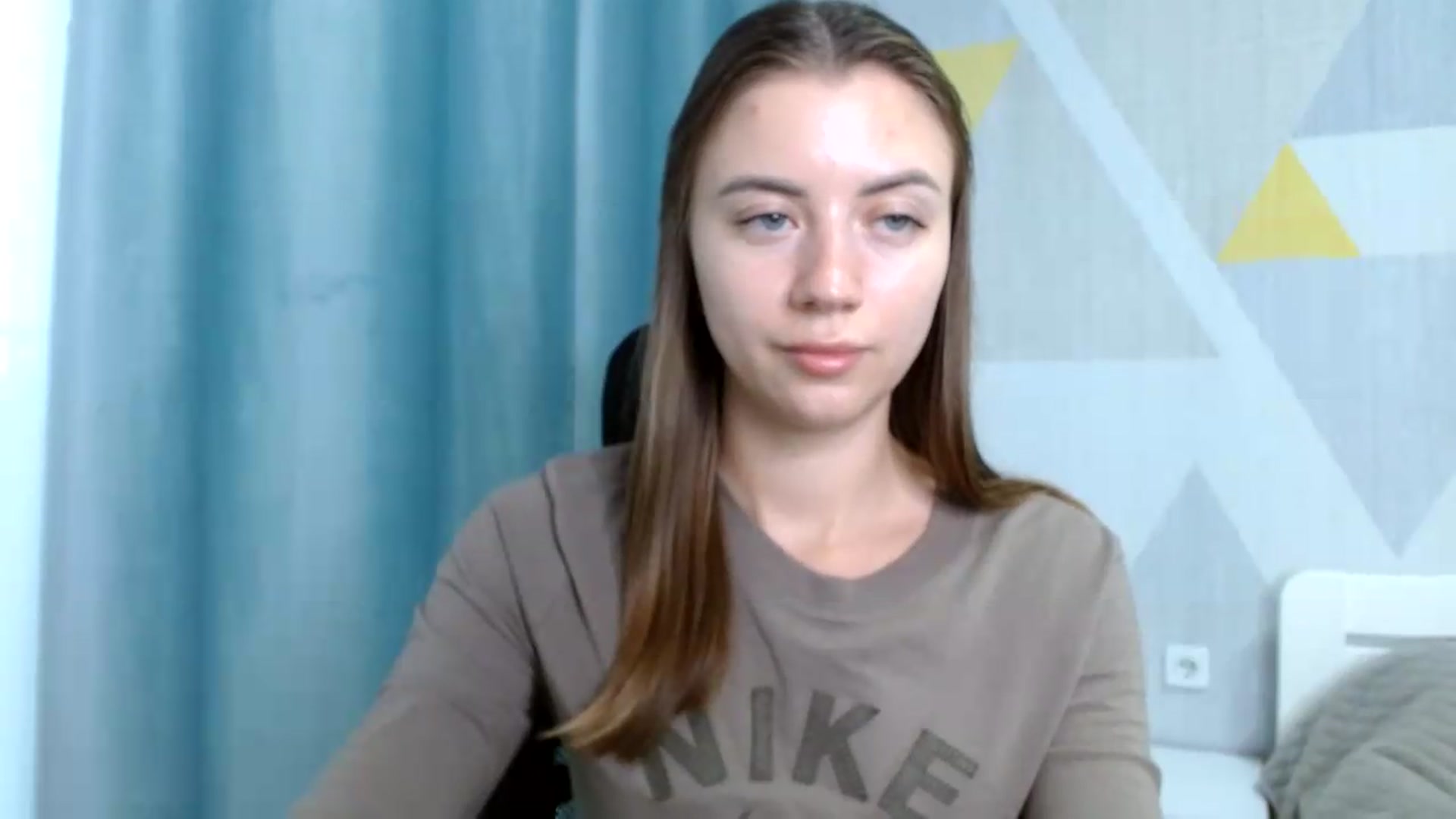 Gallery image thumbnail from Sulfate0's myfreecams stream on, 06/15/2026, 07:06 image 19 of 20