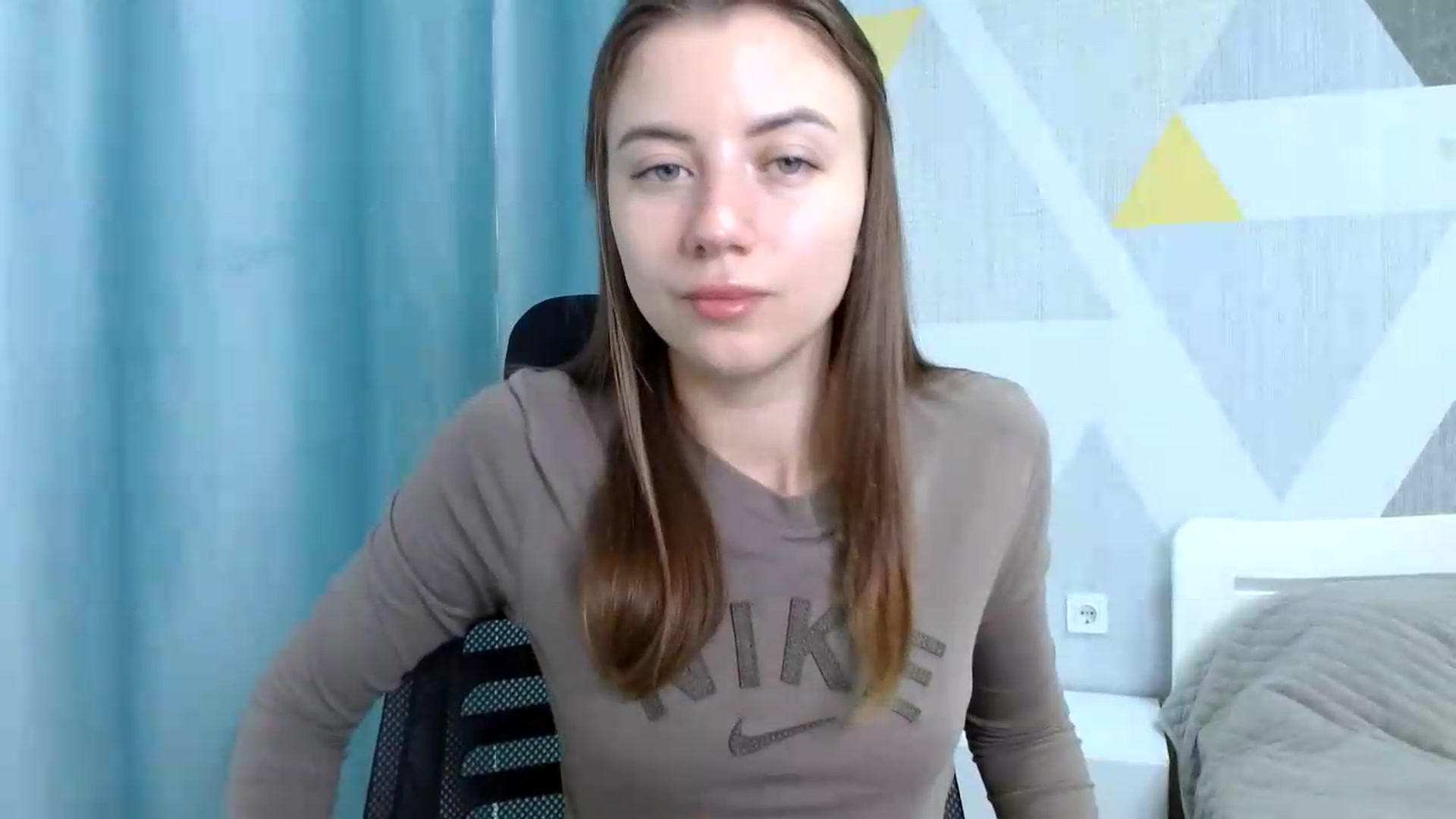 Gallery image thumbnail from Sulfate0's myfreecams stream on, 06/15/2026, 07:06 image 3 of 20