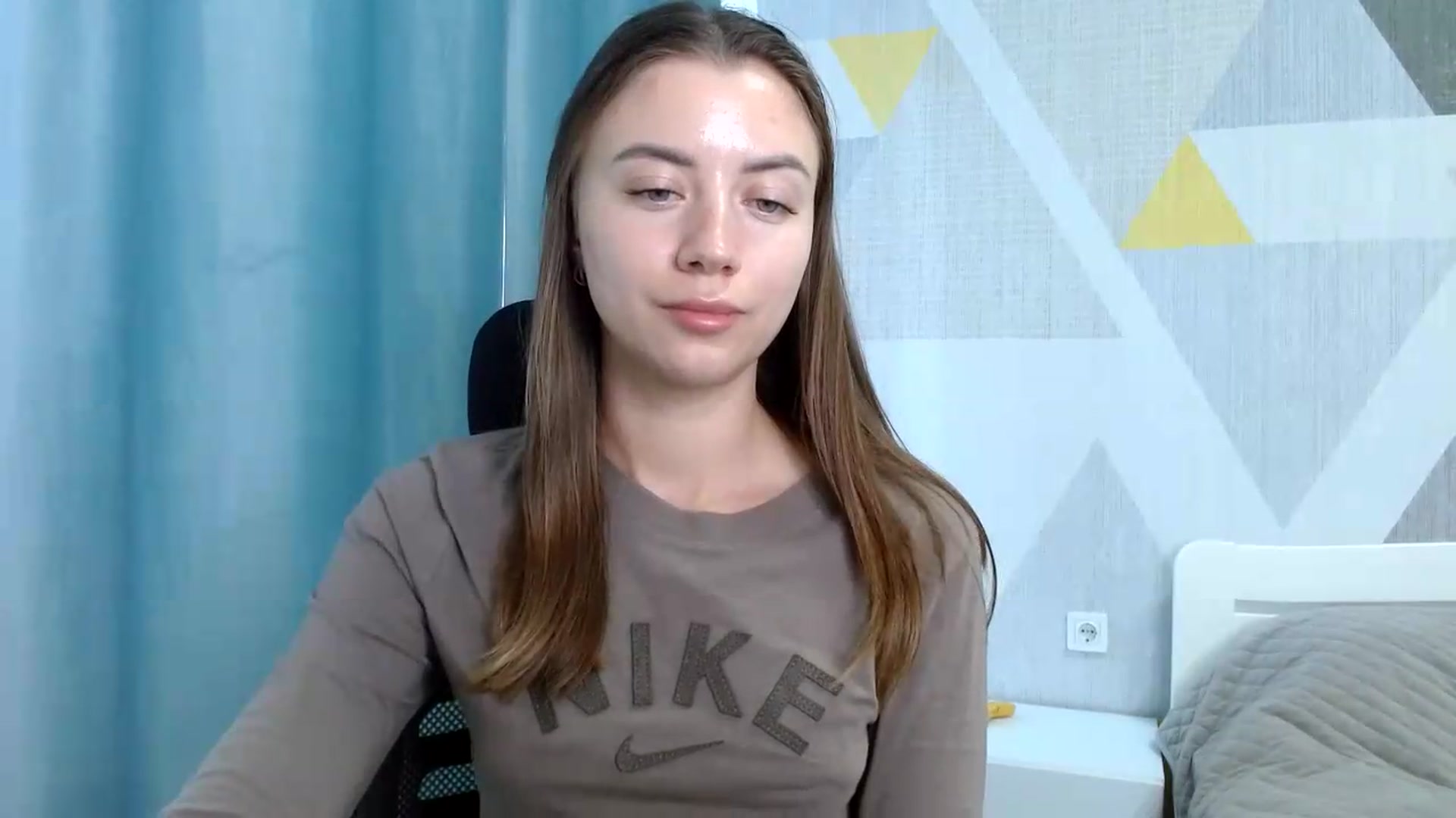 Gallery image thumbnail from Sulfate0's myfreecams stream on, 06/15/2026, 08:59 image 18 of 20
