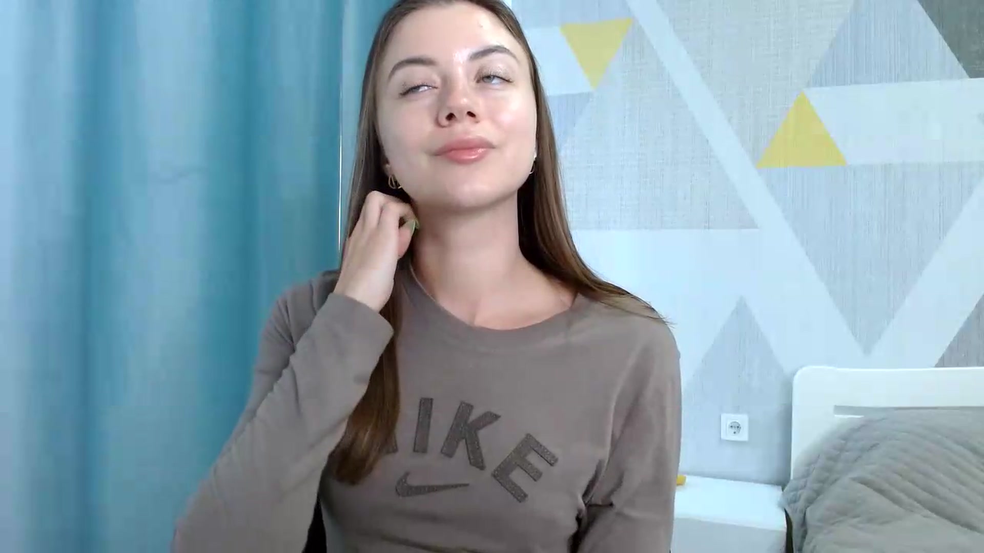 Gallery image thumbnail from Sulfate0's myfreecams stream on, 06/15/2026, 08:59 image 8 of 20