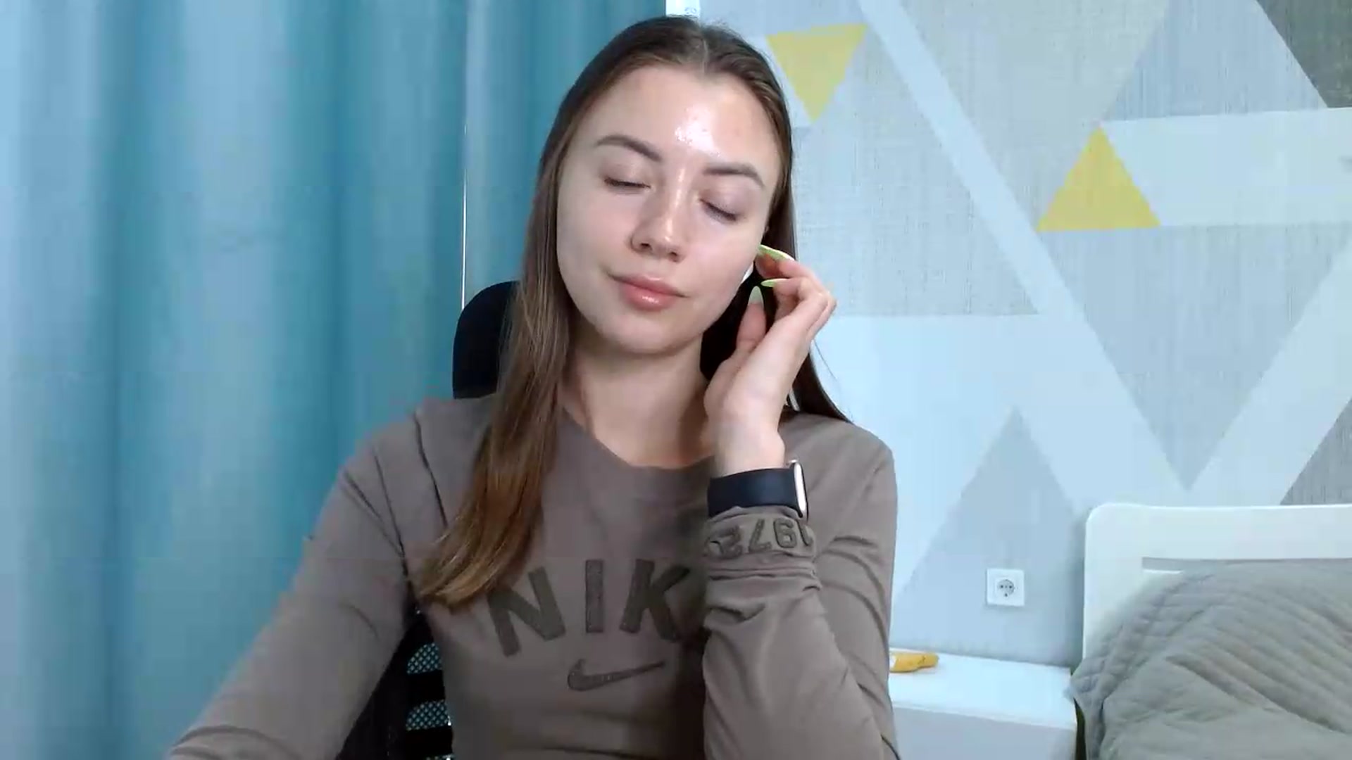 Gallery image thumbnail from Sulfate0's myfreecams stream on, 06/15/2026, 08:59 image 5 of 20