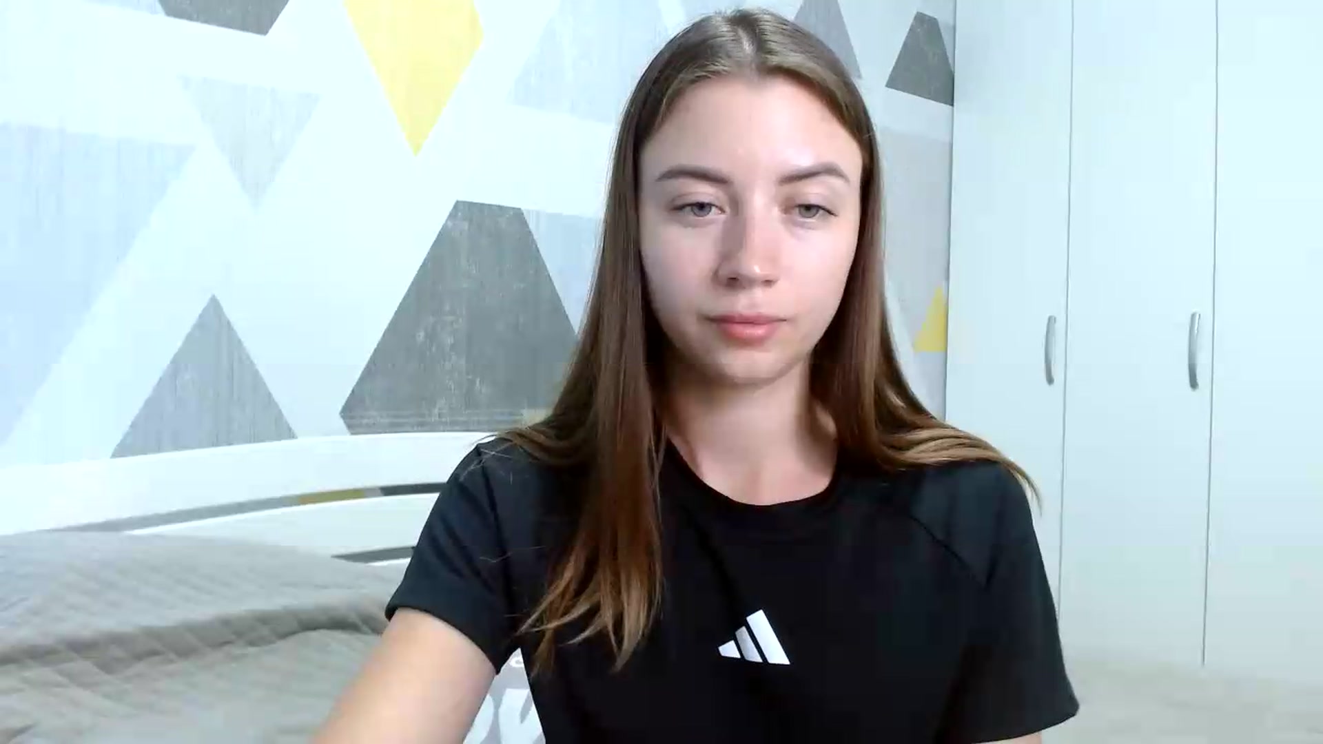 Gallery image thumbnail from Sulfate0's myfreecams stream on, 06/19/2026, 09:32 image 7 of 20