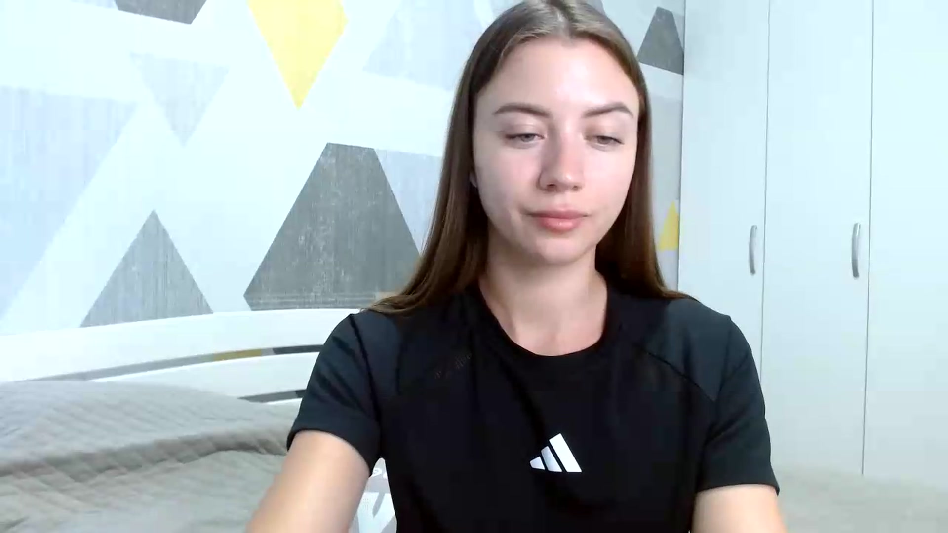 Gallery image thumbnail from Sulfate0's myfreecams stream on, 06/19/2026, 09:32 image 2 of 20