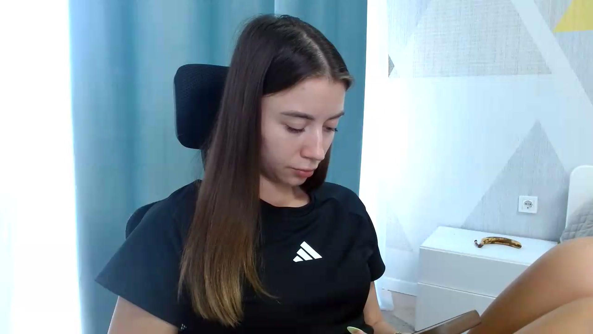 Gallery image thumbnail from Sulfate0's myfreecams stream on, 06/19/2026, 09:52 image 10 of 20