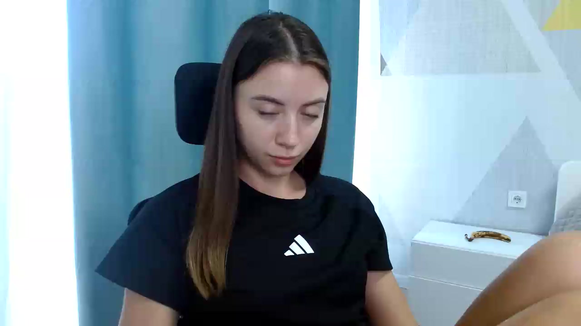 Gallery image thumbnail from Sulfate0's myfreecams stream on, 06/19/2026, 09:52 image 5 of 20