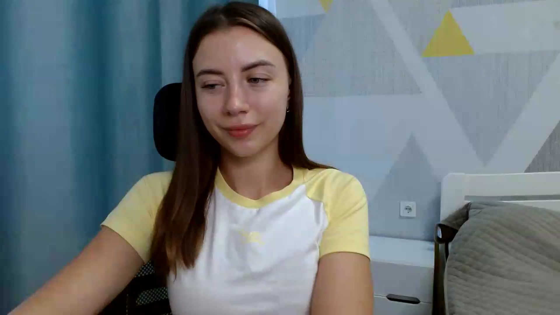 Gallery image thumbnail from Sulfate0's myfreecams stream on, 06/20/2026, 07:37 image 11 of 20