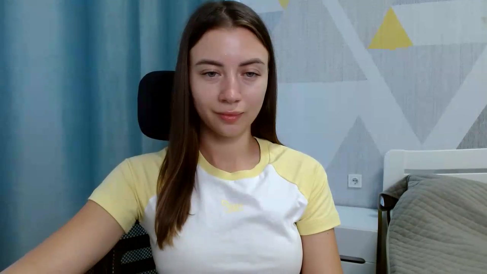 Gallery image thumbnail from Sulfate0's myfreecams stream on, 06/20/2026, 07:37 image 7 of 20