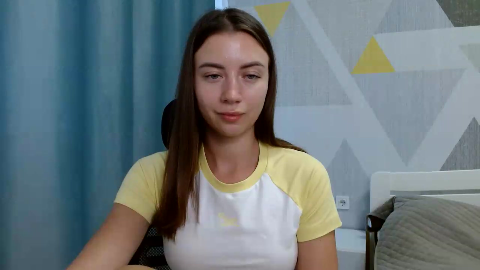 Gallery image thumbnail from Sulfate0's myfreecams stream on, 06/20/2026, 07:37 image 14 of 20