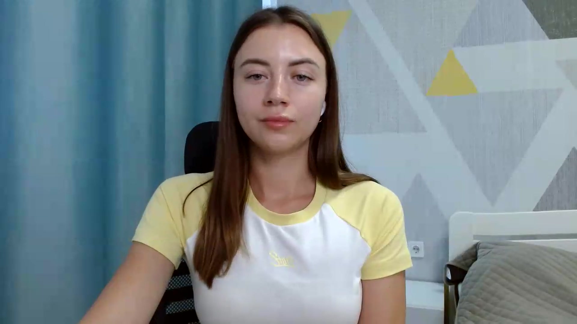 Gallery image thumbnail from Sulfate0's myfreecams stream on, 06/20/2026, 08:37 image 17 of 20