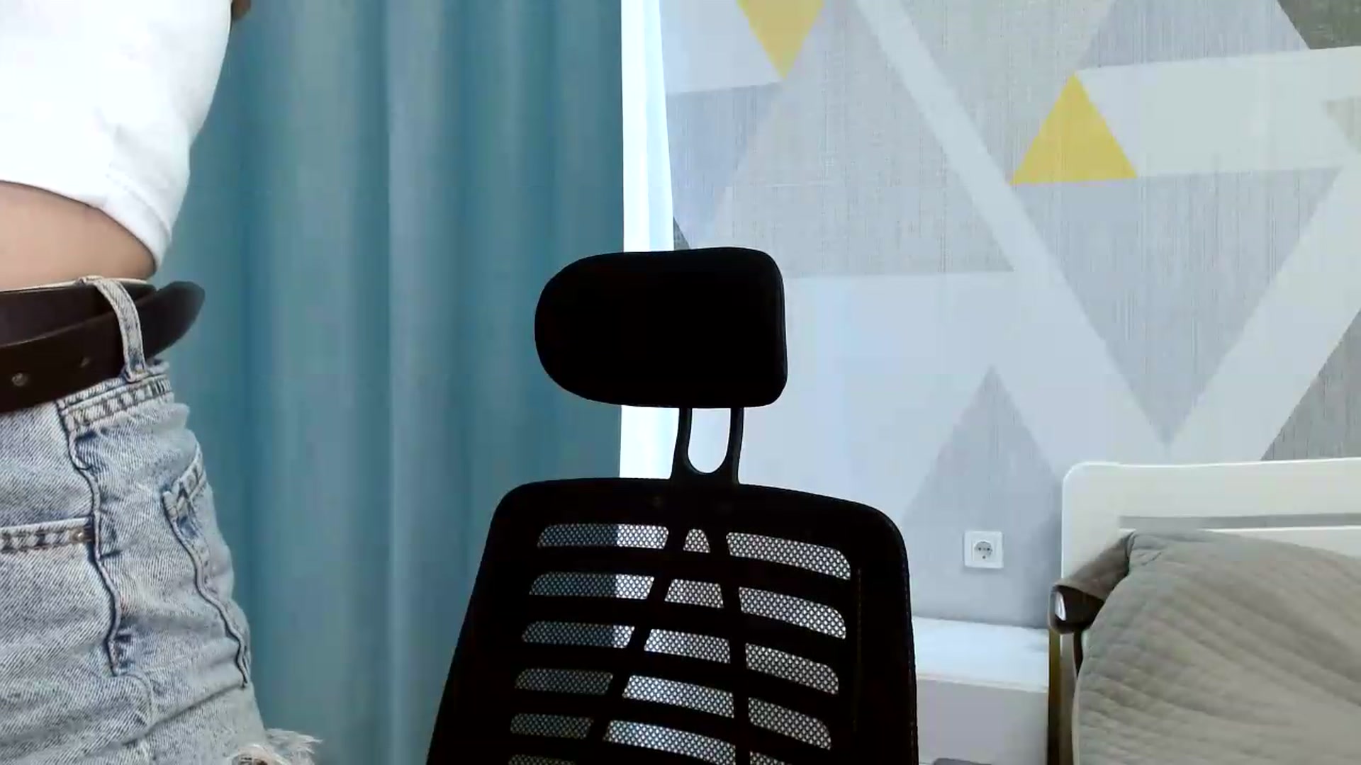 Gallery image thumbnail from Sulfate0's myfreecams stream on, 06/20/2026, 08:37 image 11 of 20