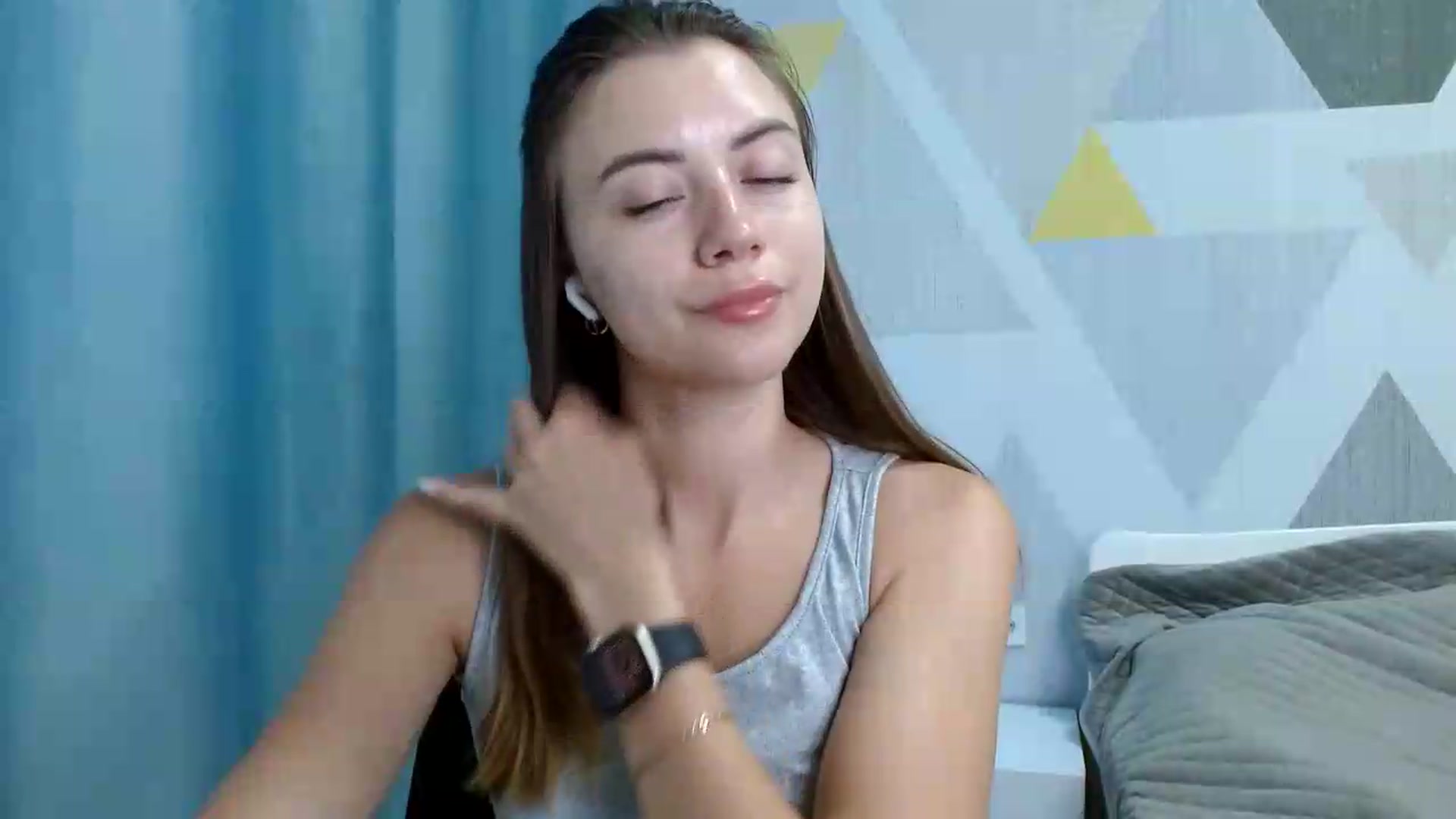 Gallery image thumbnail from Sulfate0's myfreecams stream on, 06/21/2026, 06:25 image 7 of 20