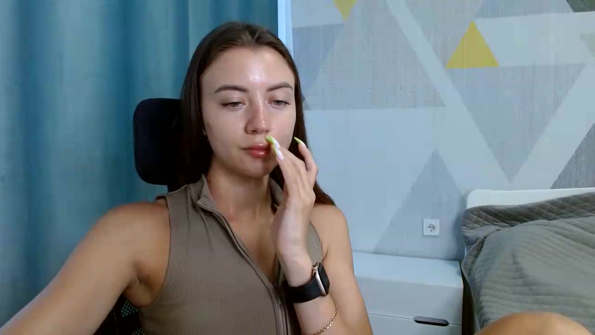 Gallery image thumbnail from Sulfate0's myfreecams stream on, 06/22/2026, 07:13 image 13 of 20