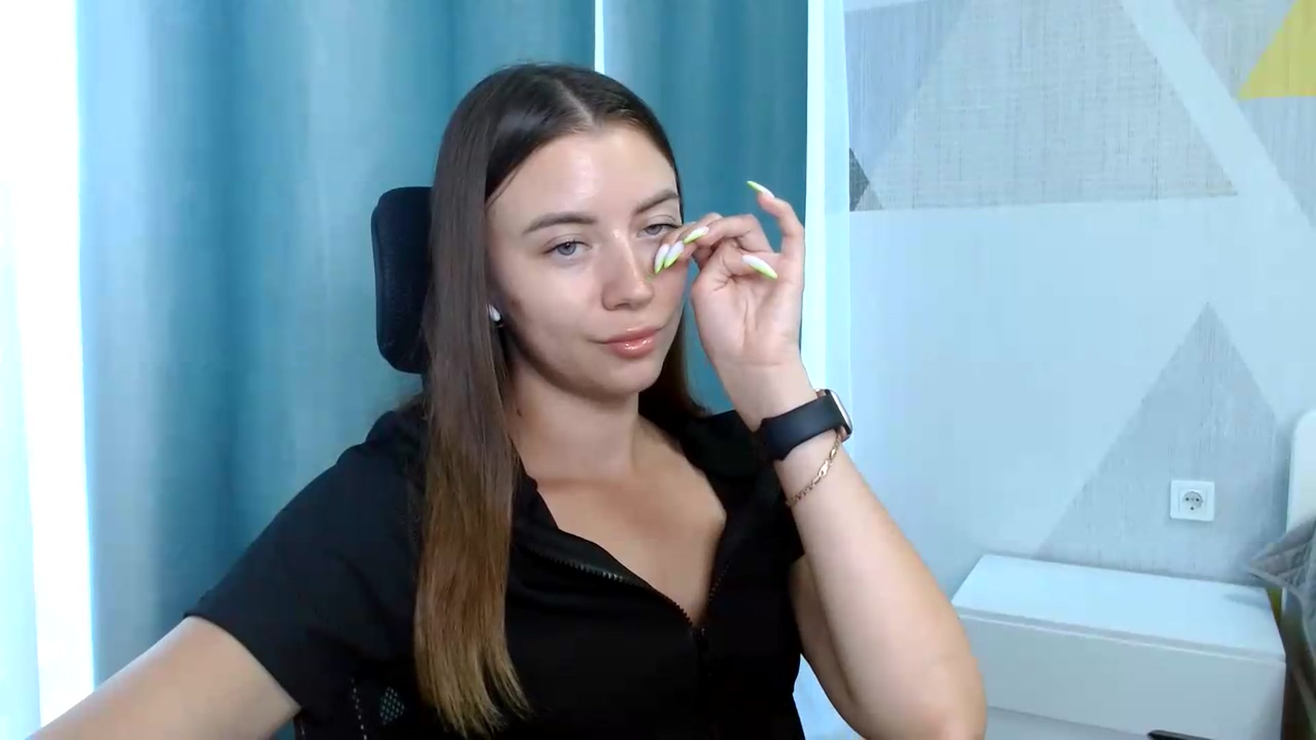Gallery image thumbnail from Sulfate0's myfreecams stream on, 06/23/2026, 08:33 image 9 of 20