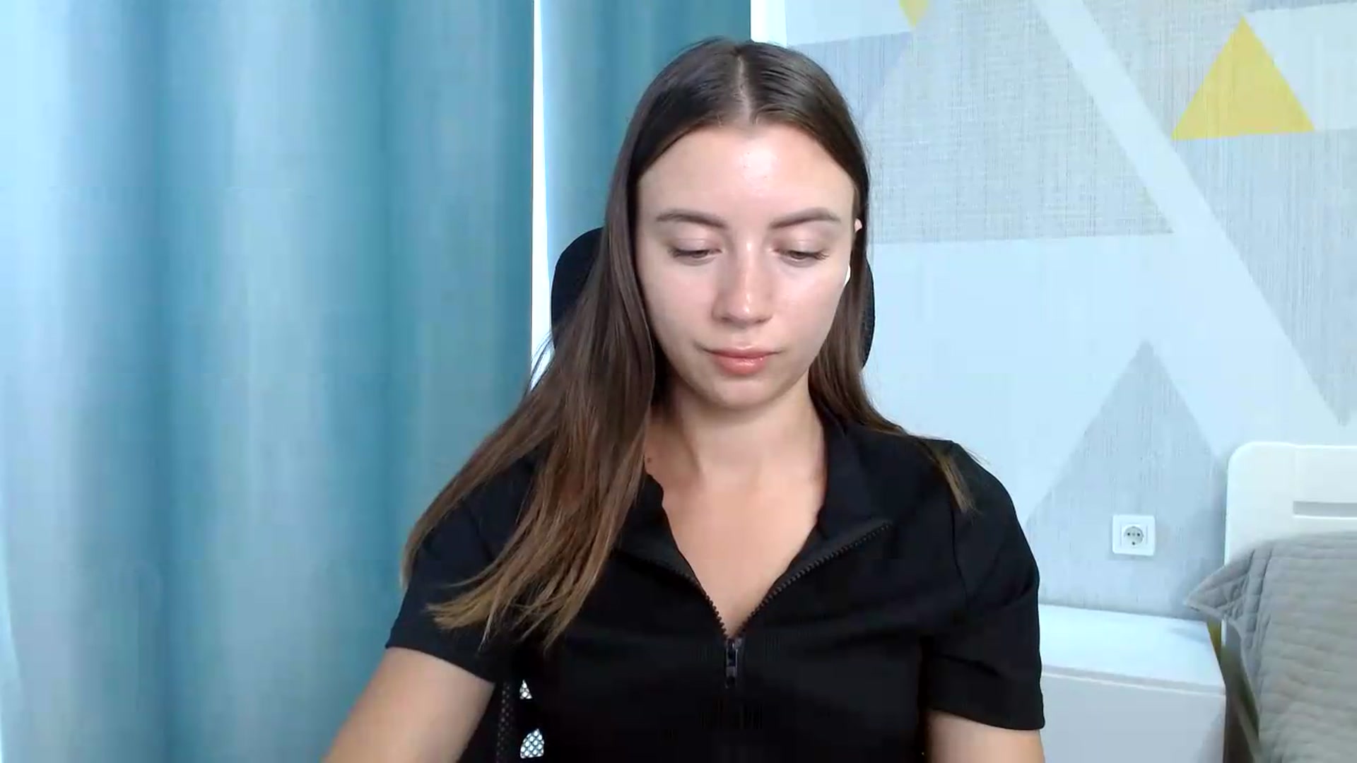 Gallery image thumbnail from Sulfate0's myfreecams stream on, 06/23/2026, 09:12 image 18 of 20