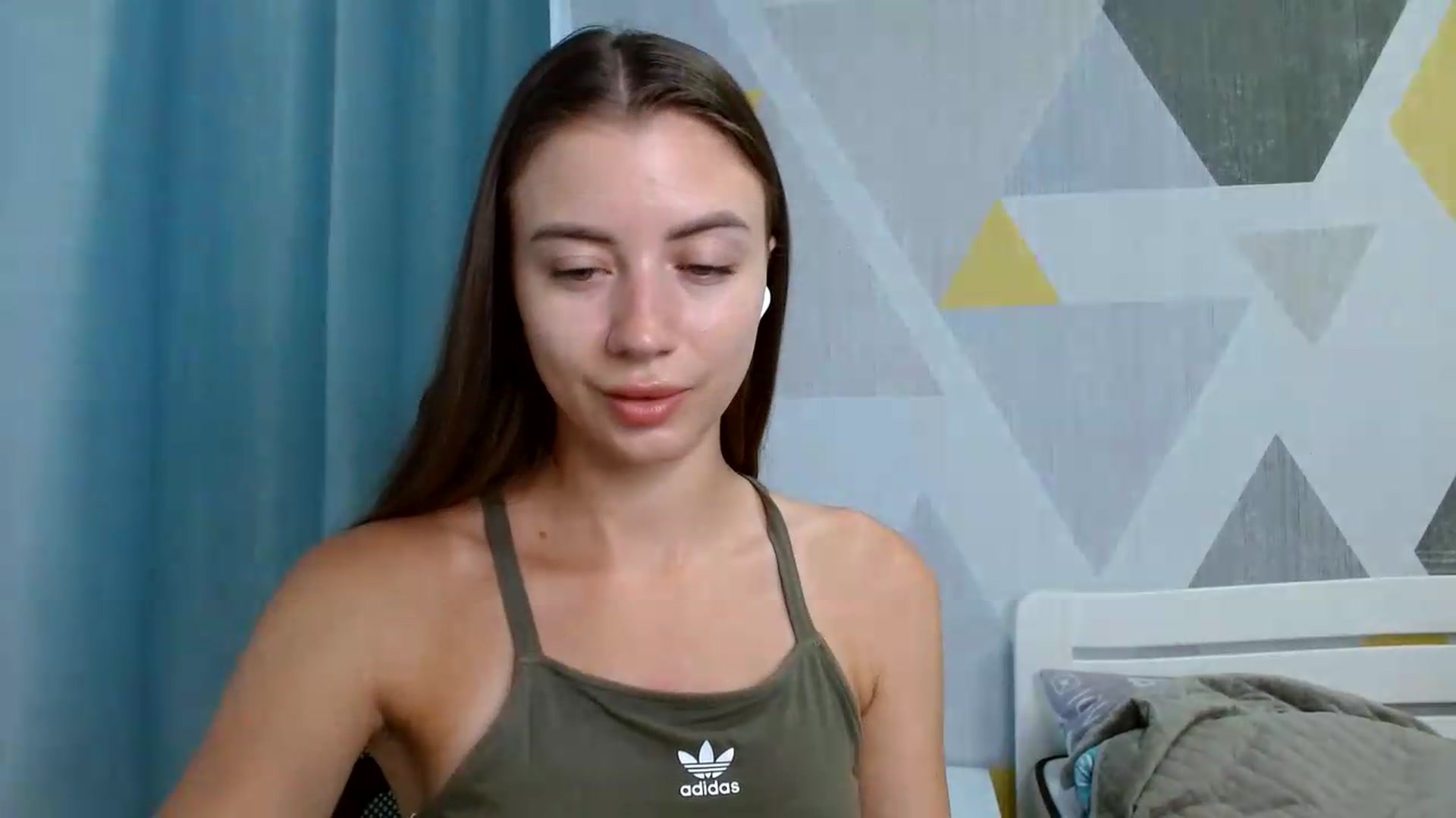 Gallery image thumbnail from Sulfate0's myfreecams stream on, 06/25/2026, 05:47 image 5 of 20
