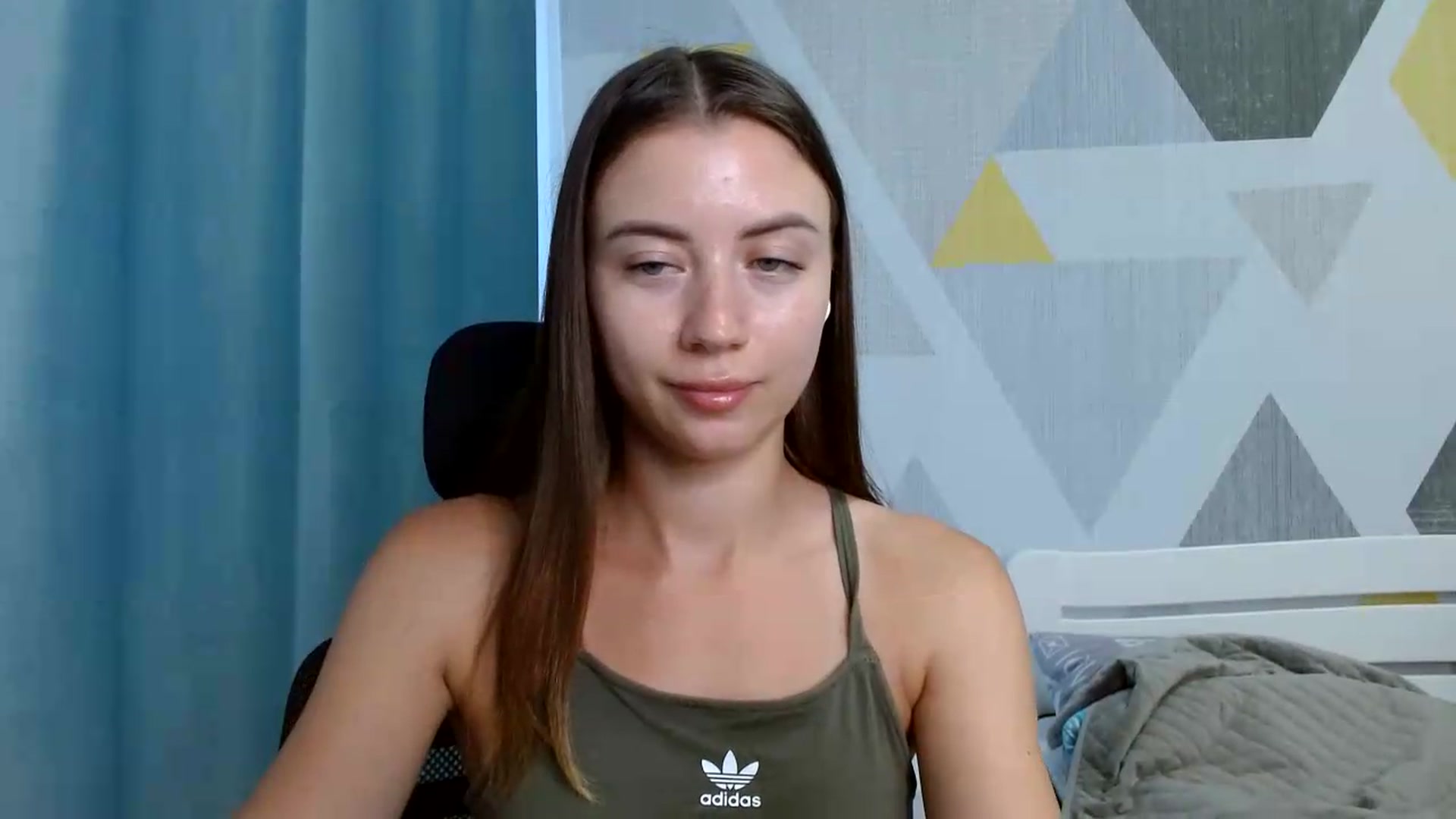 Gallery image thumbnail from Sulfate0's myfreecams stream on, 06/25/2026, 08:34 image 14 of 20