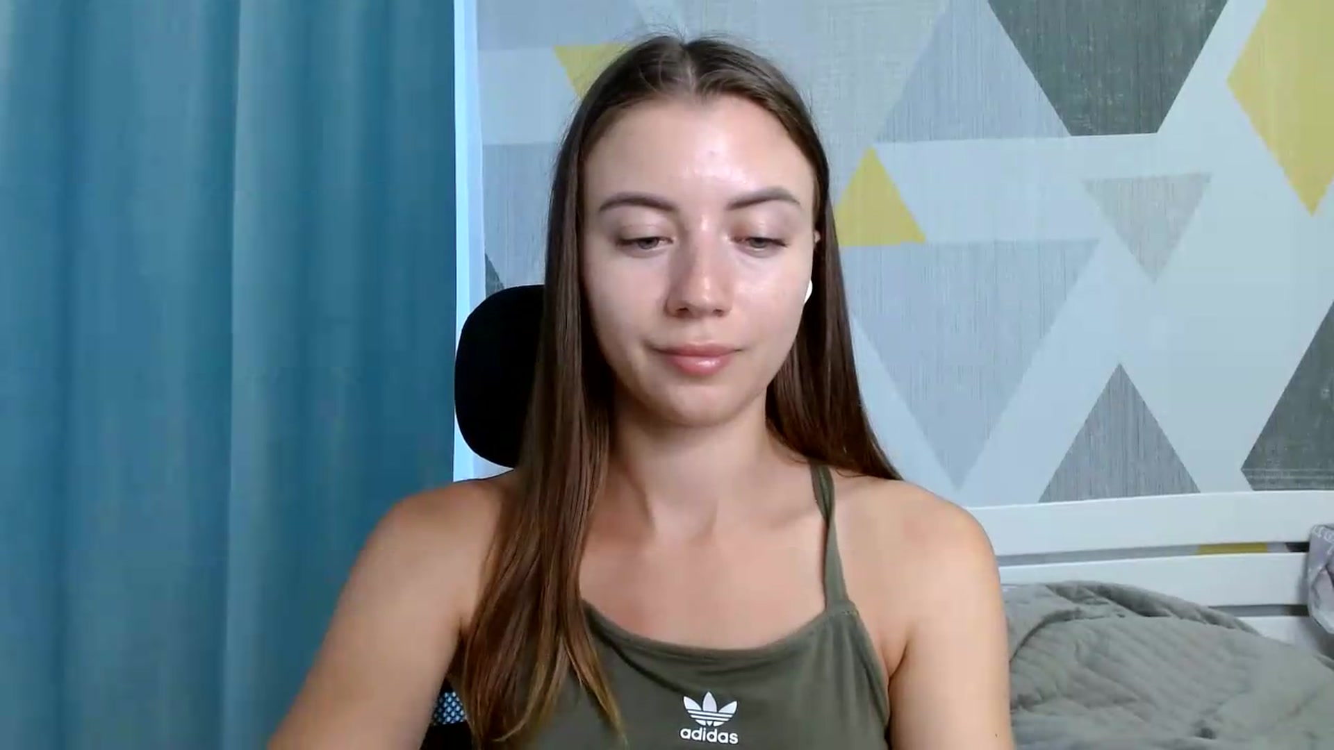 Gallery image thumbnail from Sulfate0's myfreecams stream on, 06/25/2026, 08:34 image 9 of 20