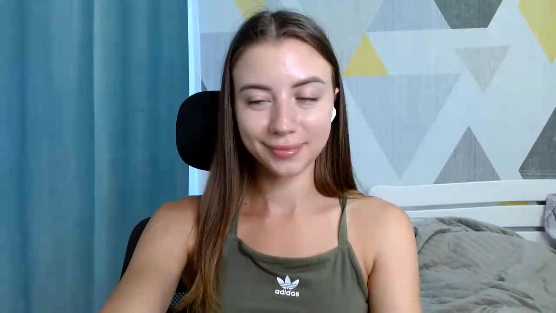 Gallery image thumbnail from Sulfate0's myfreecams stream on, 06/25/2026, 08:34 image 7 of 20