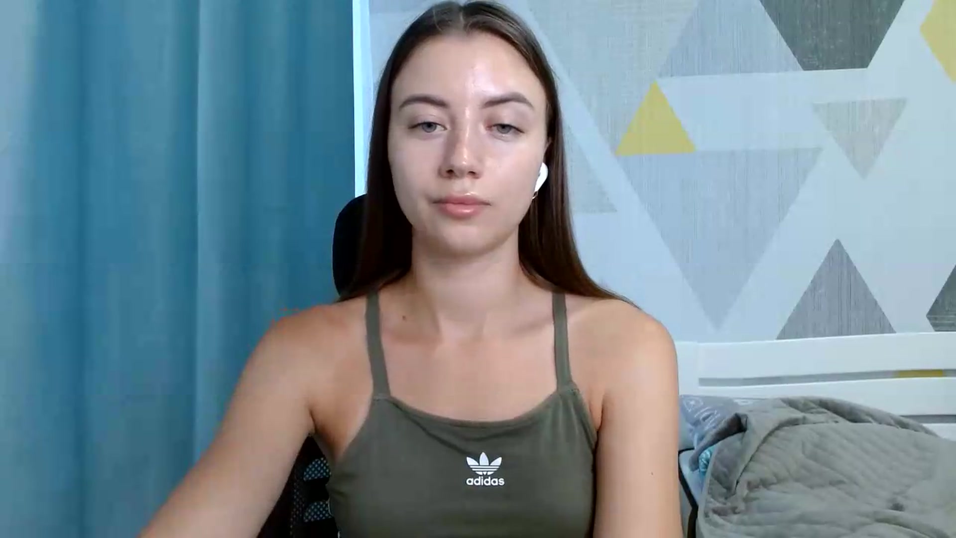 Gallery image thumbnail from Sulfate0's myfreecams stream on, 06/25/2026, 08:59 image 19 of 20