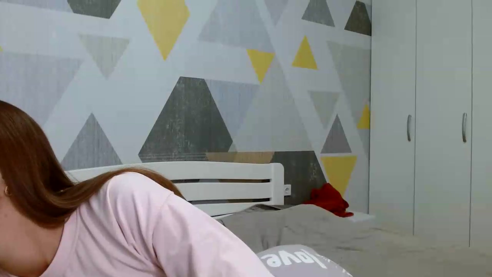 Gallery image thumbnail from Sulfate0's myfreecams stream on, 06/26/2026, 10:23 image 12 of 20