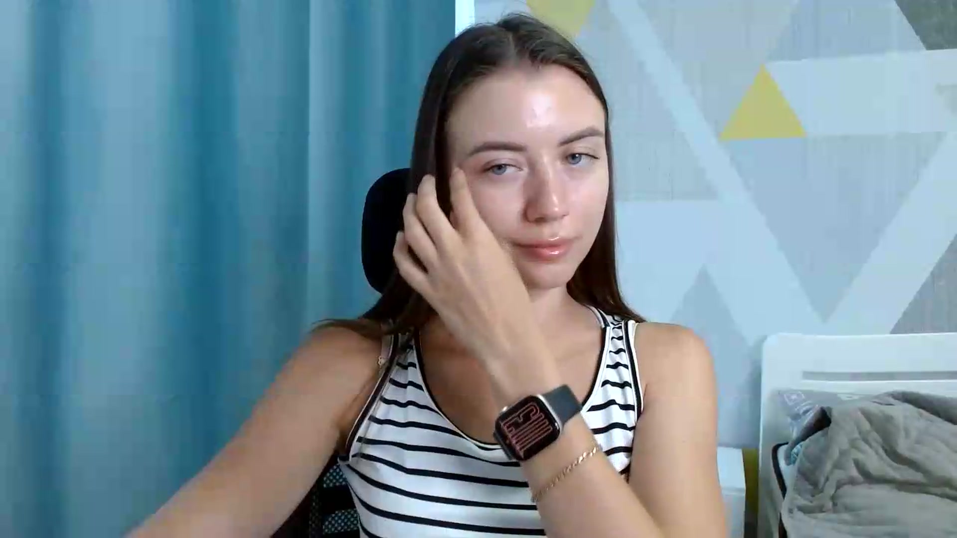 Gallery image thumbnail from Sulfate0's myfreecams stream on, 06/27/2026, 08:30 image 14 of 20